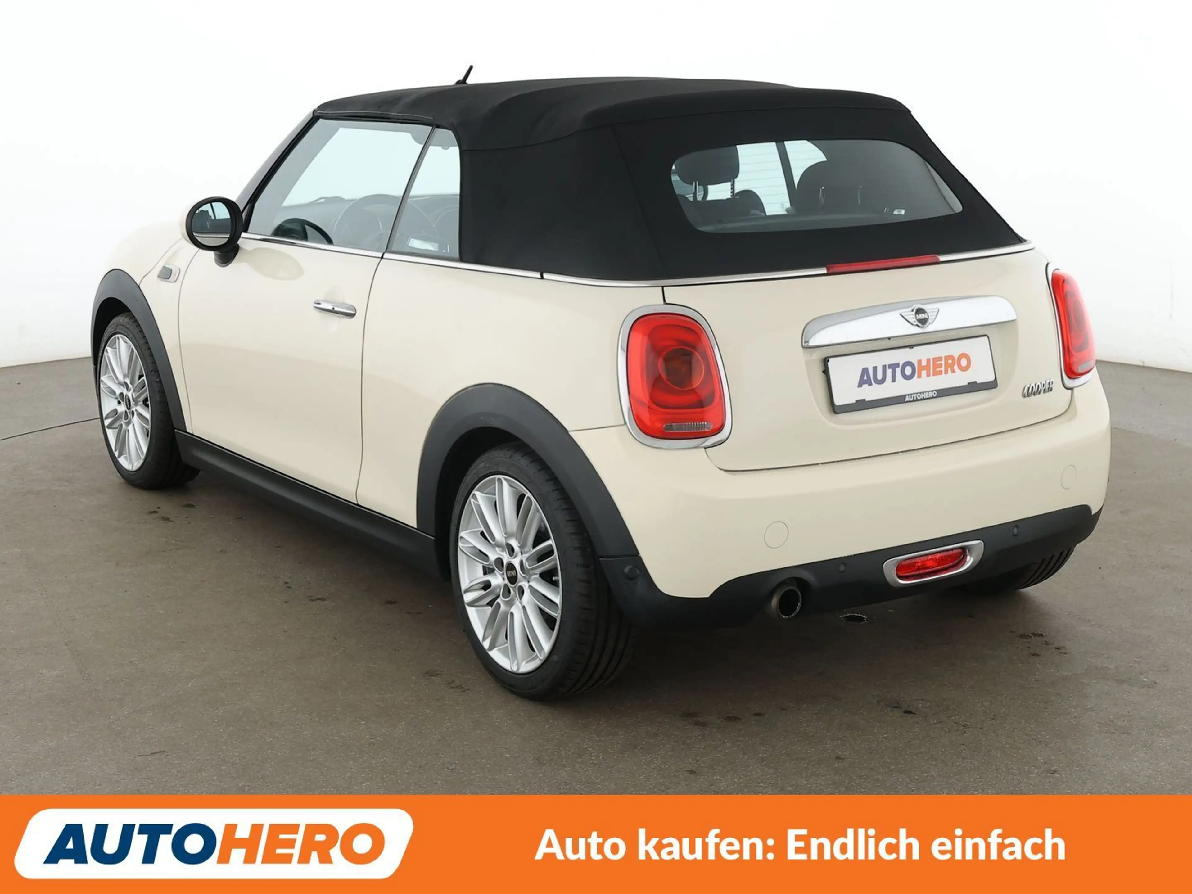 MINI Cooper Cabrio Cooper Aut.*NAVI*LED*TEMPO*PDC*SHZ* — photo 4