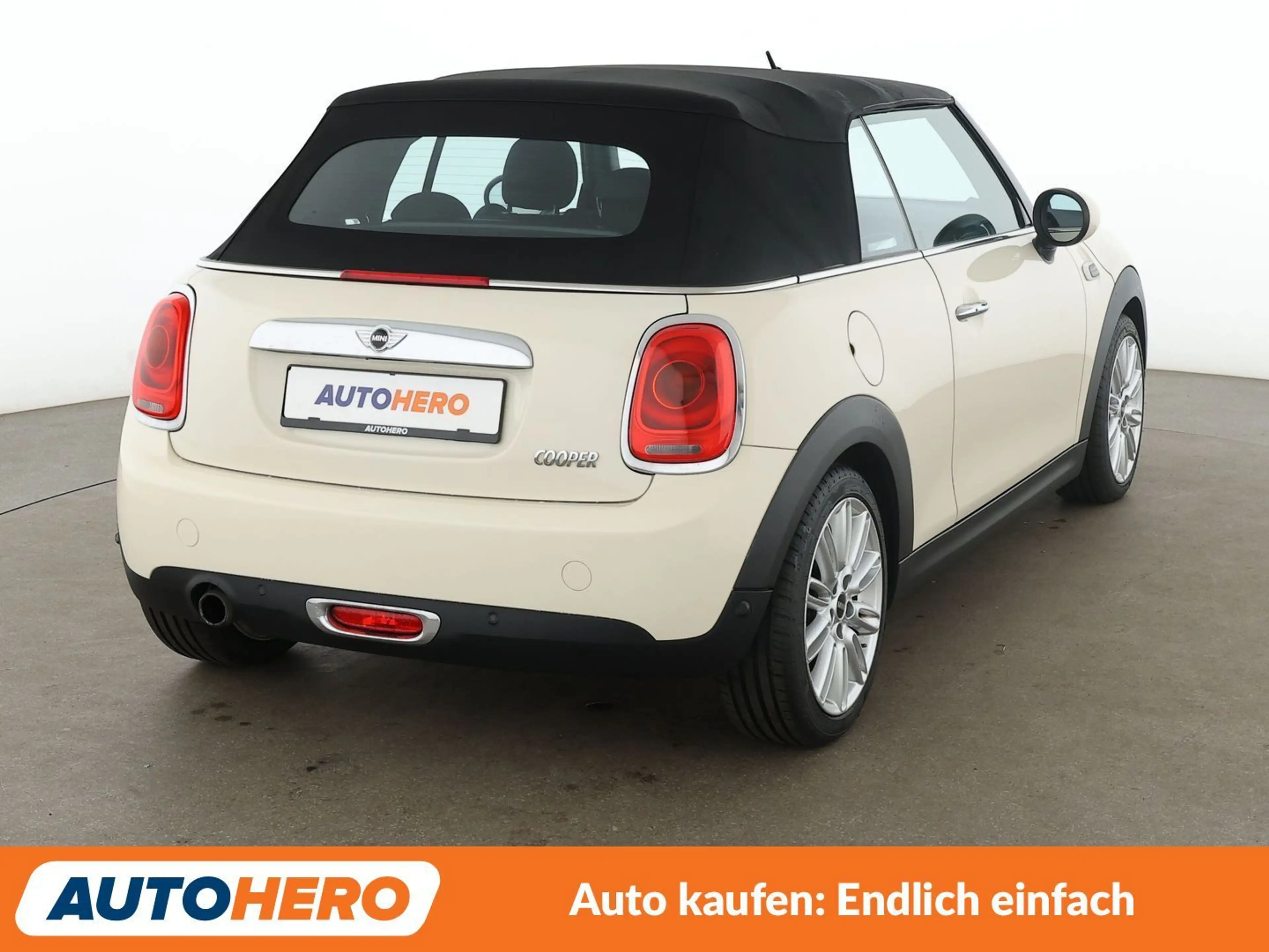 MINI Cooper Cabrio Cooper Aut.*NAVI*LED*TEMPO*PDC*SHZ* — photo 6