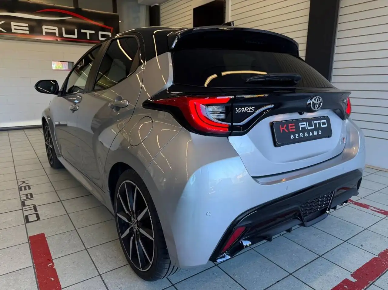 Toyota Yaris IV 2020 1.5h 130 GR Sport, миниатюра 6