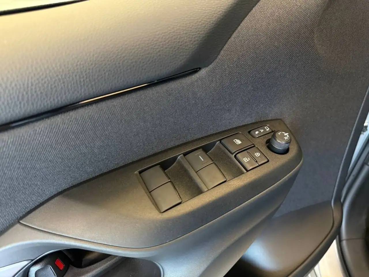 Toyota Yaris IV 2020 1.5h 130 GR Sport, миниатюра 28