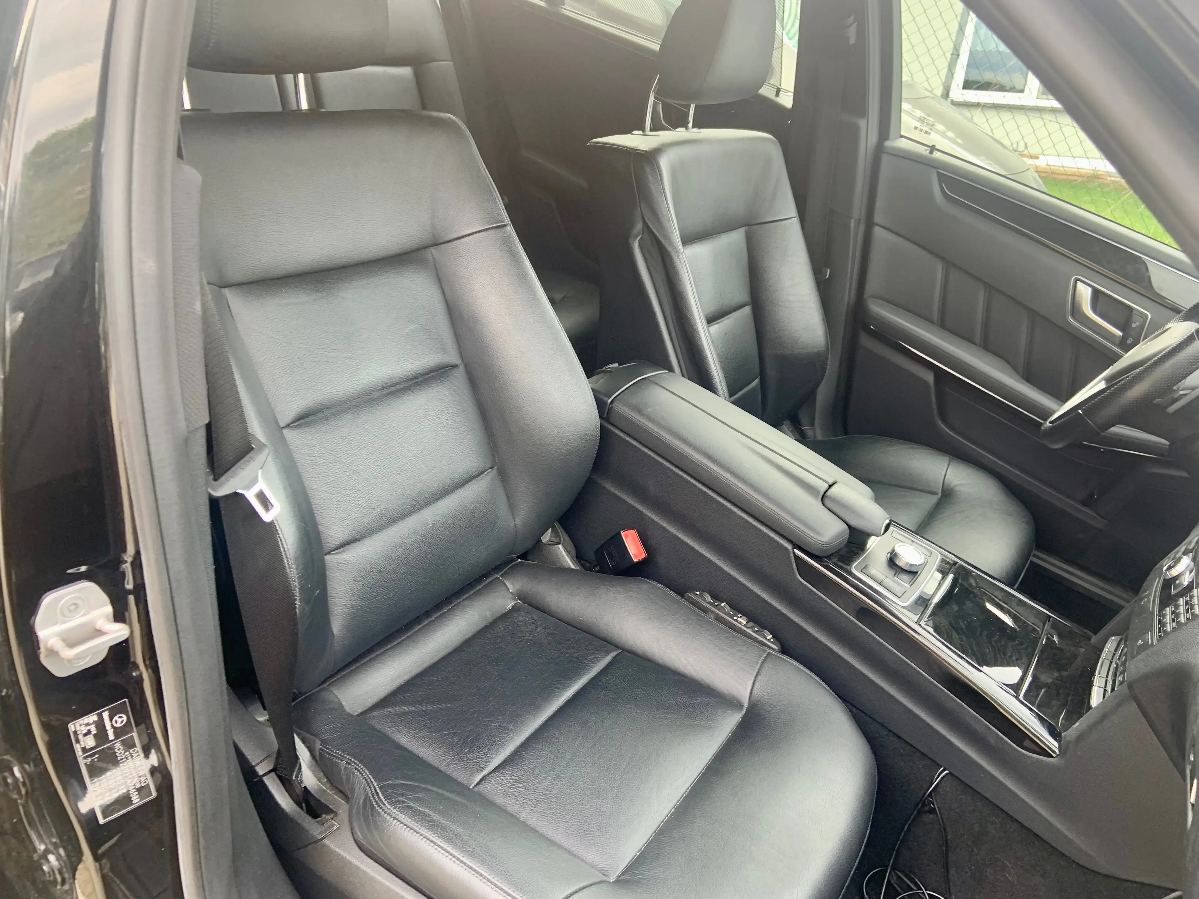 Mercedes-Benz E 350 E-Klasse T-Modell Diesel T CDI DPF 4Matic BlueEFFICIENCY 7G-TRONIC Avantgarde — photo 8