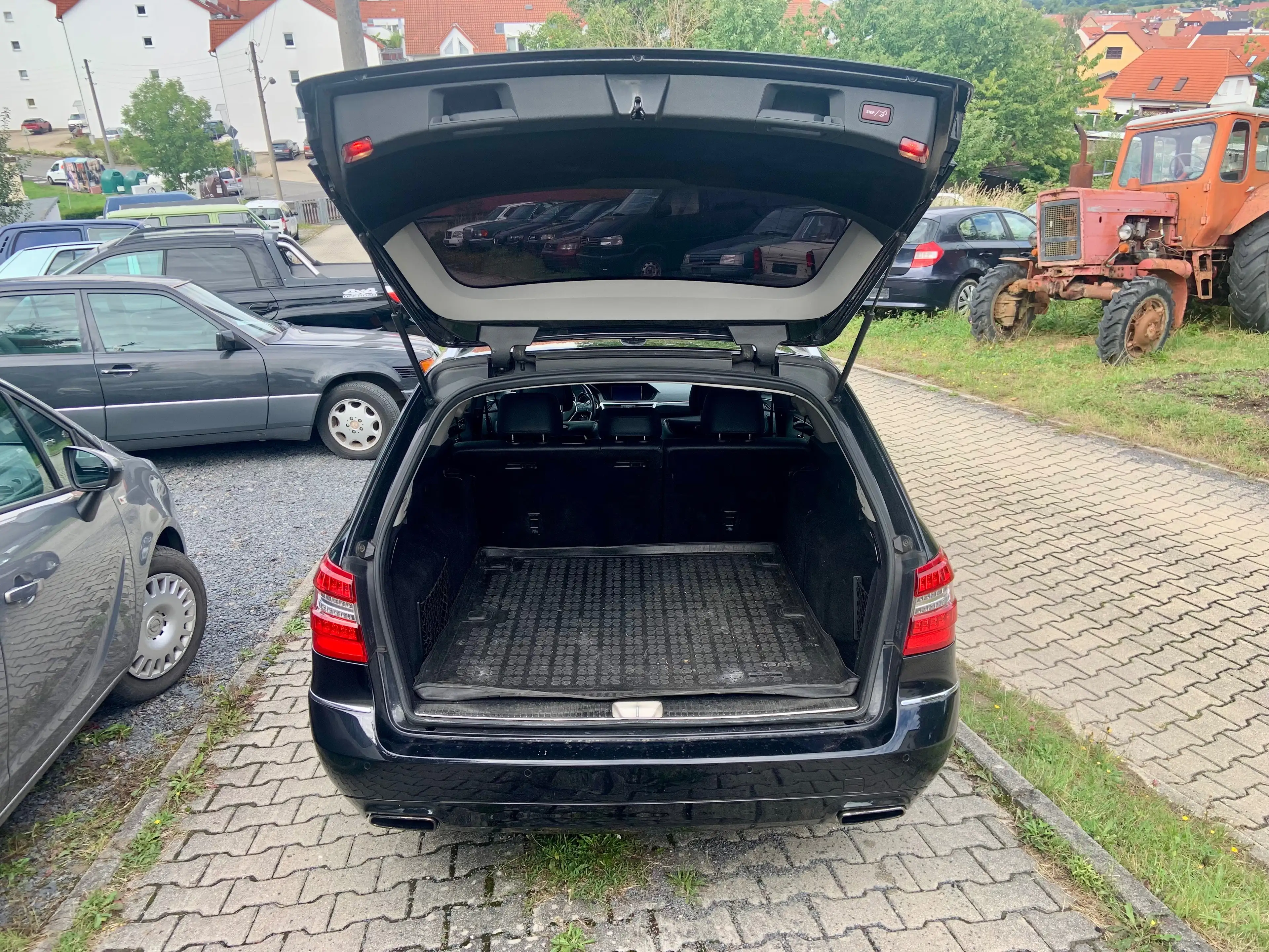 Mercedes-Benz E 350 E-Klasse T-Modell Diesel T CDI DPF 4Matic BlueEFFICIENCY 7G-TRONIC Avantgarde — photo 14