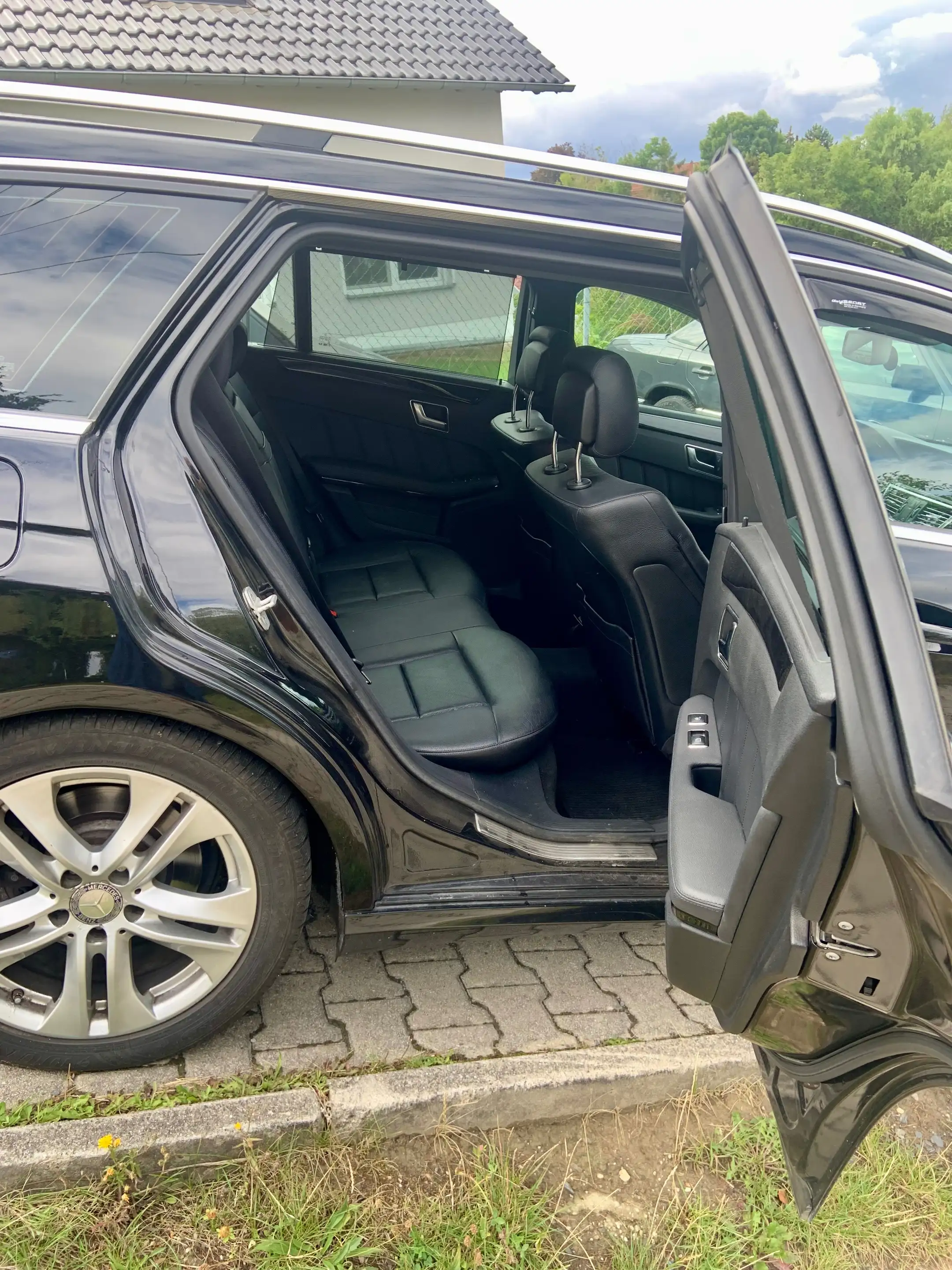 Mercedes-Benz E 350 E-Klasse T-Modell Diesel T CDI DPF 4Matic BlueEFFICIENCY 7G-TRONIC Avantgarde — photo 13