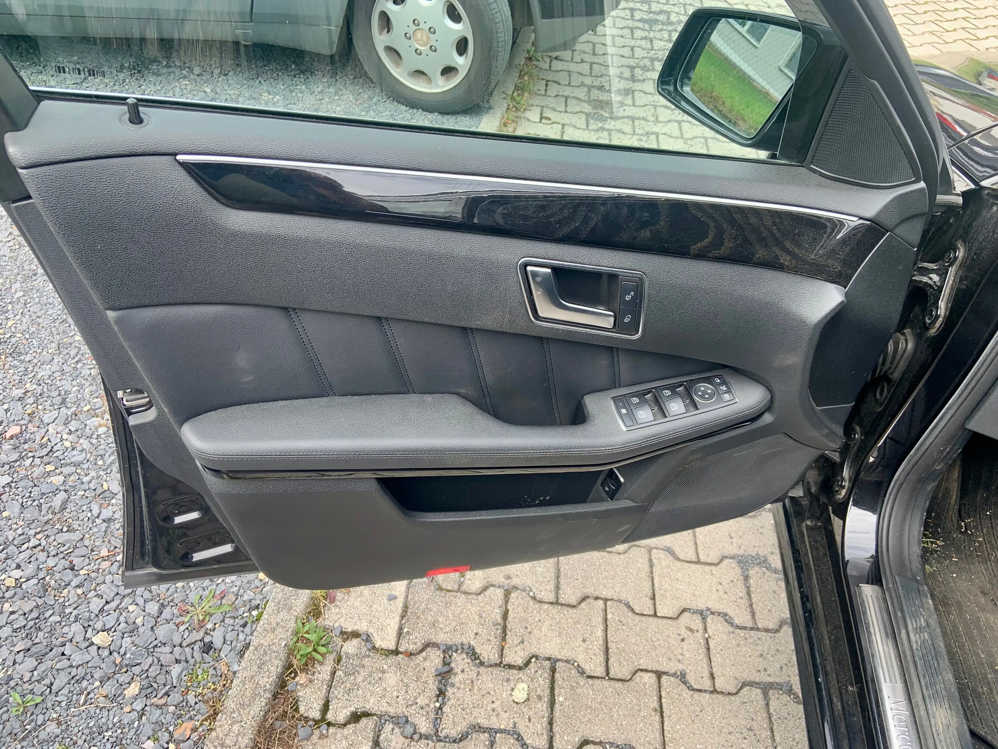 Mercedes-Benz E 350 E-Klasse T-Modell Diesel T CDI DPF 4Matic BlueEFFICIENCY 7G-TRONIC Avantgarde — photo 17