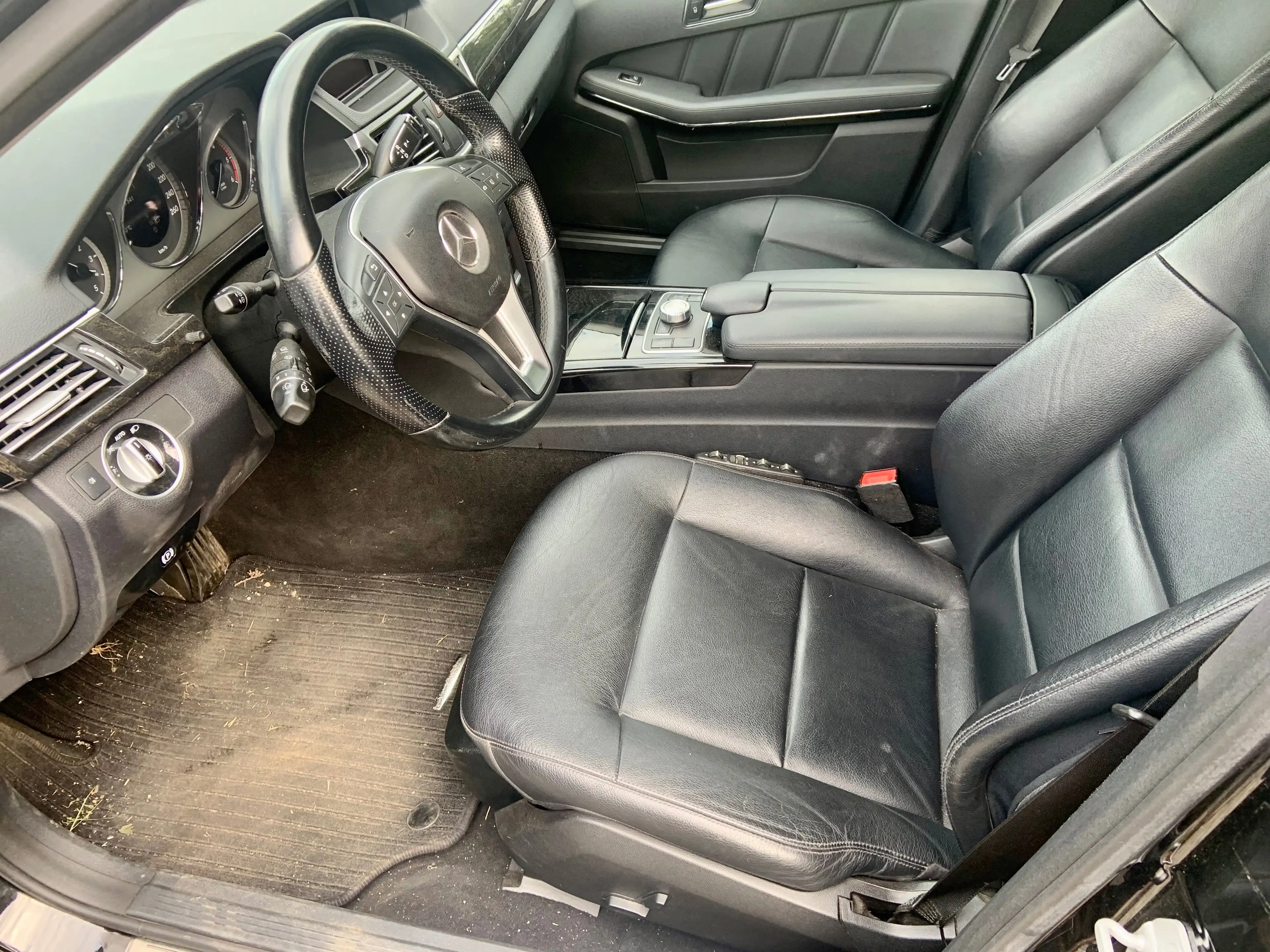 Mercedes-Benz E 350 E-Klasse T-Modell Diesel T CDI DPF 4Matic BlueEFFICIENCY 7G-TRONIC Avantgarde — photo 6