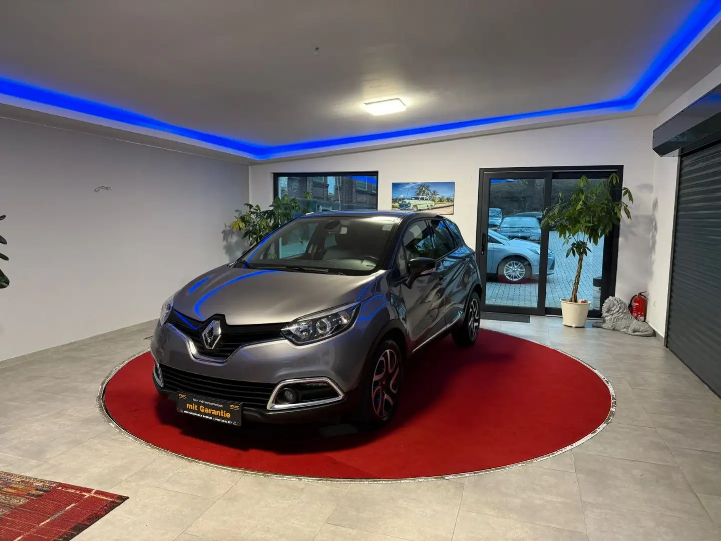 Renault Captur Intens Energy TCE 90 Kamera/Navi/Wenig Km Чёрный - 1
