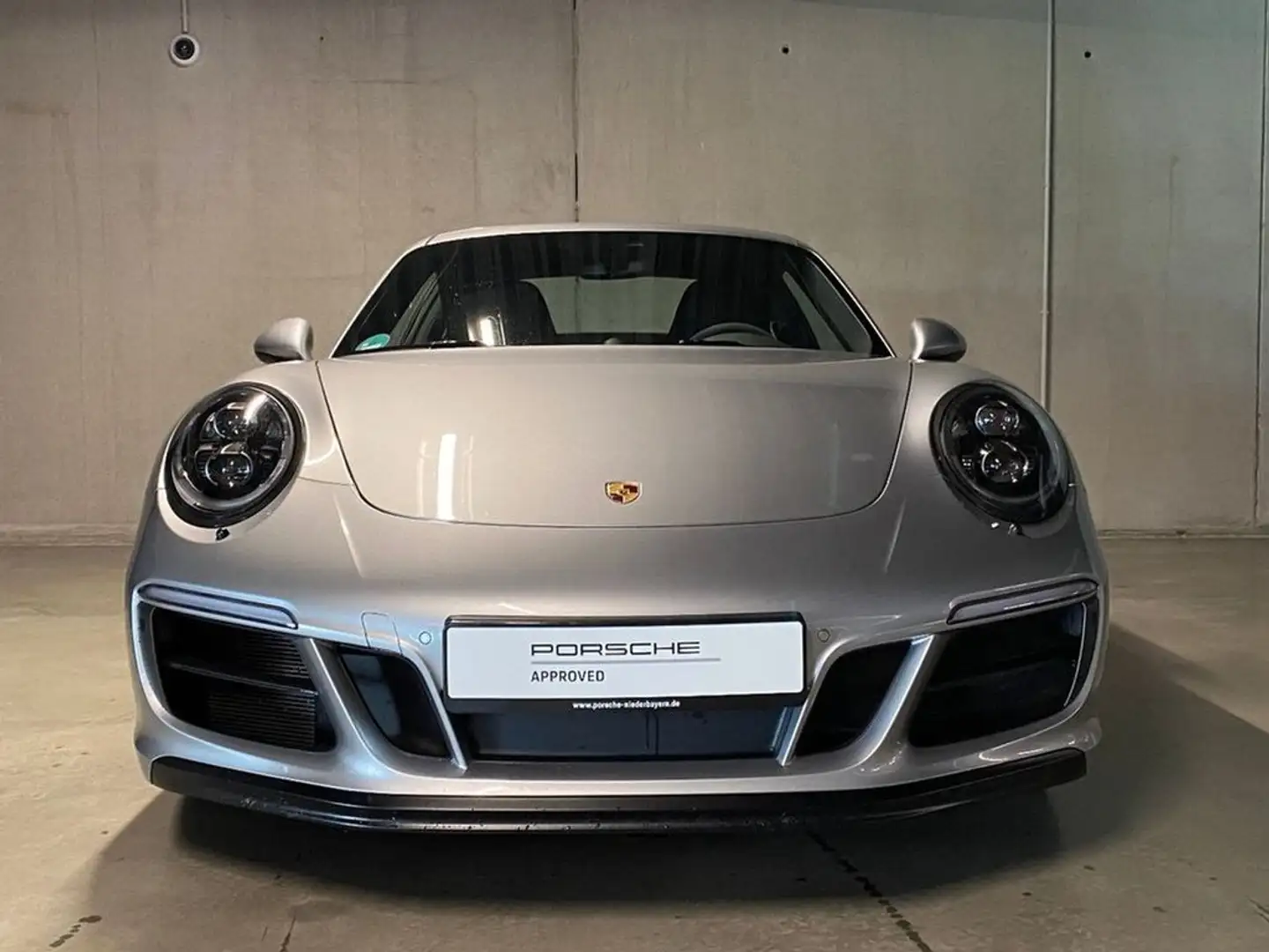 Porsche 911 GTS 991.2 Negro - 2
