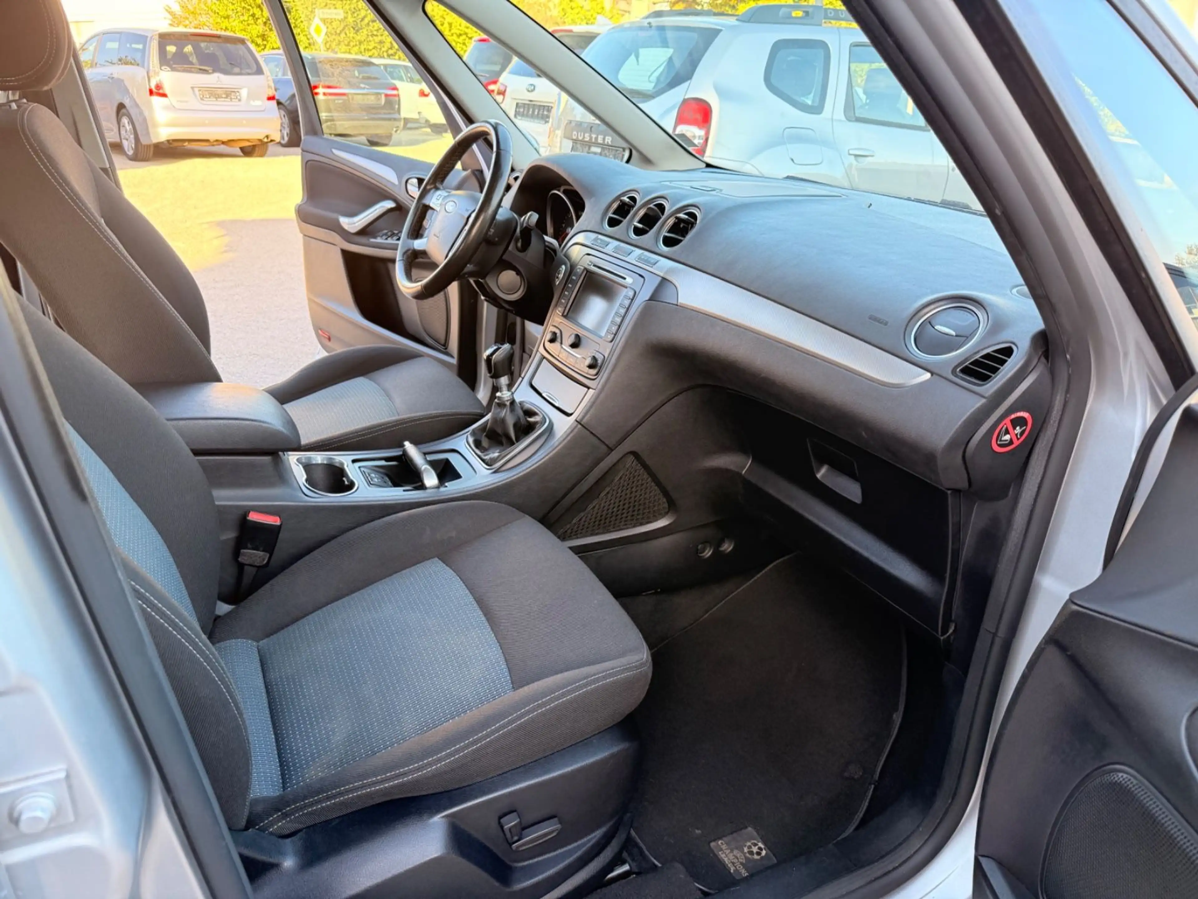 Ford Galaxy Champions Edition — photo 19
