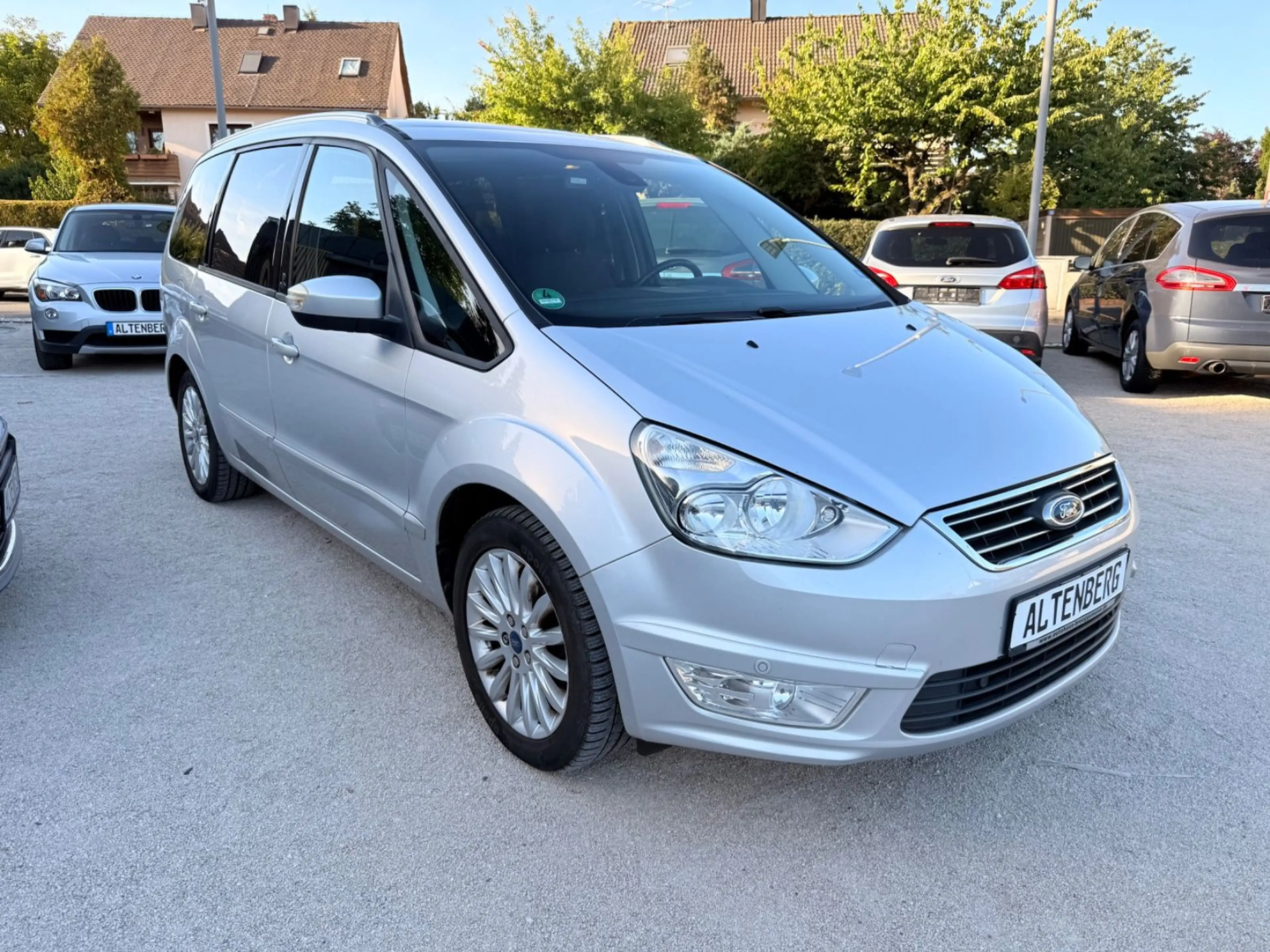 Ford Galaxy Champions Edition — photo 3