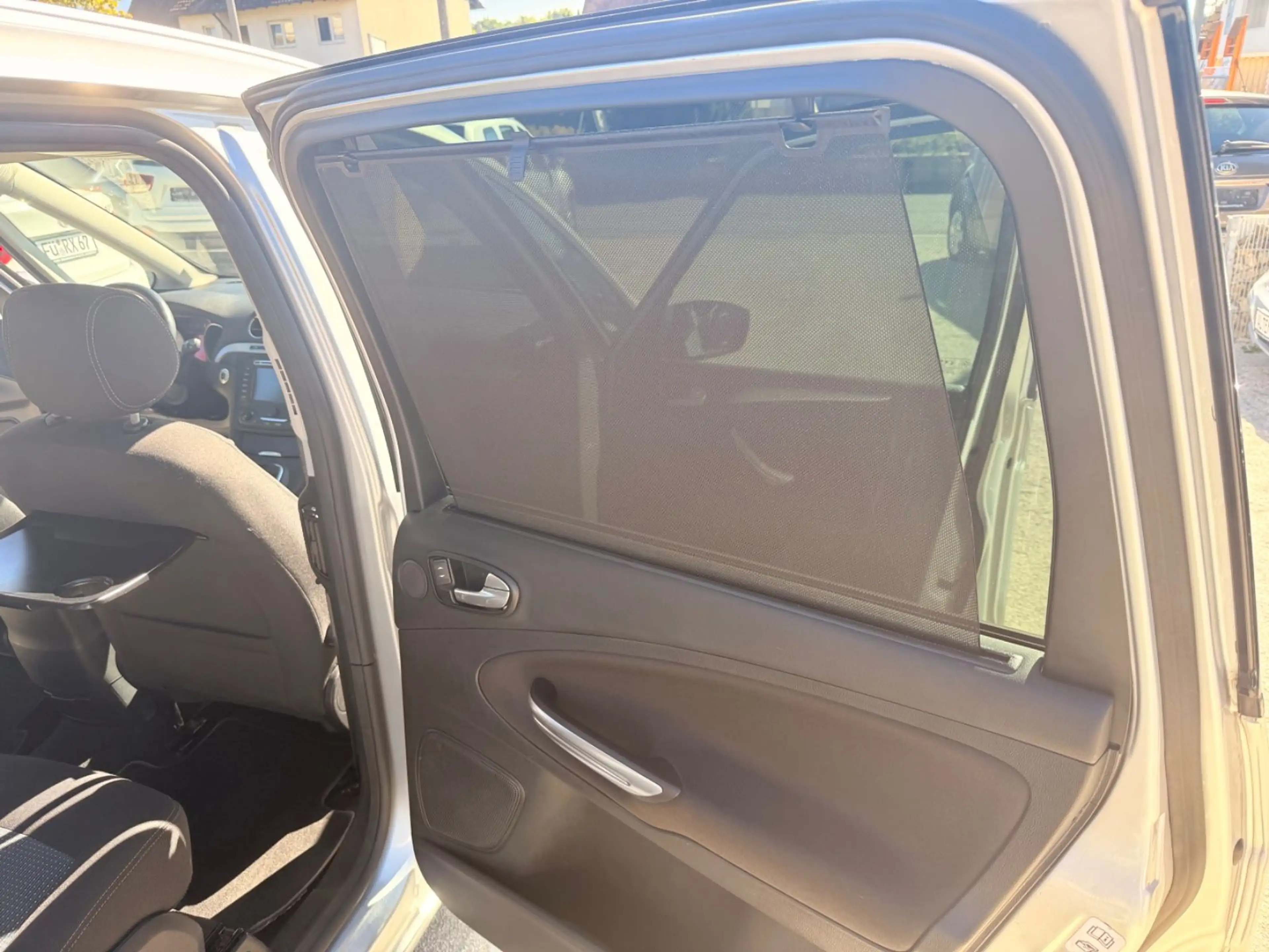 Ford Galaxy Champions Edition — photo 25