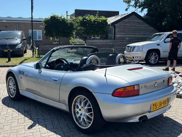 BMW Z3 view 9