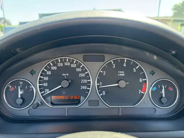 BMW Z3 view 14
