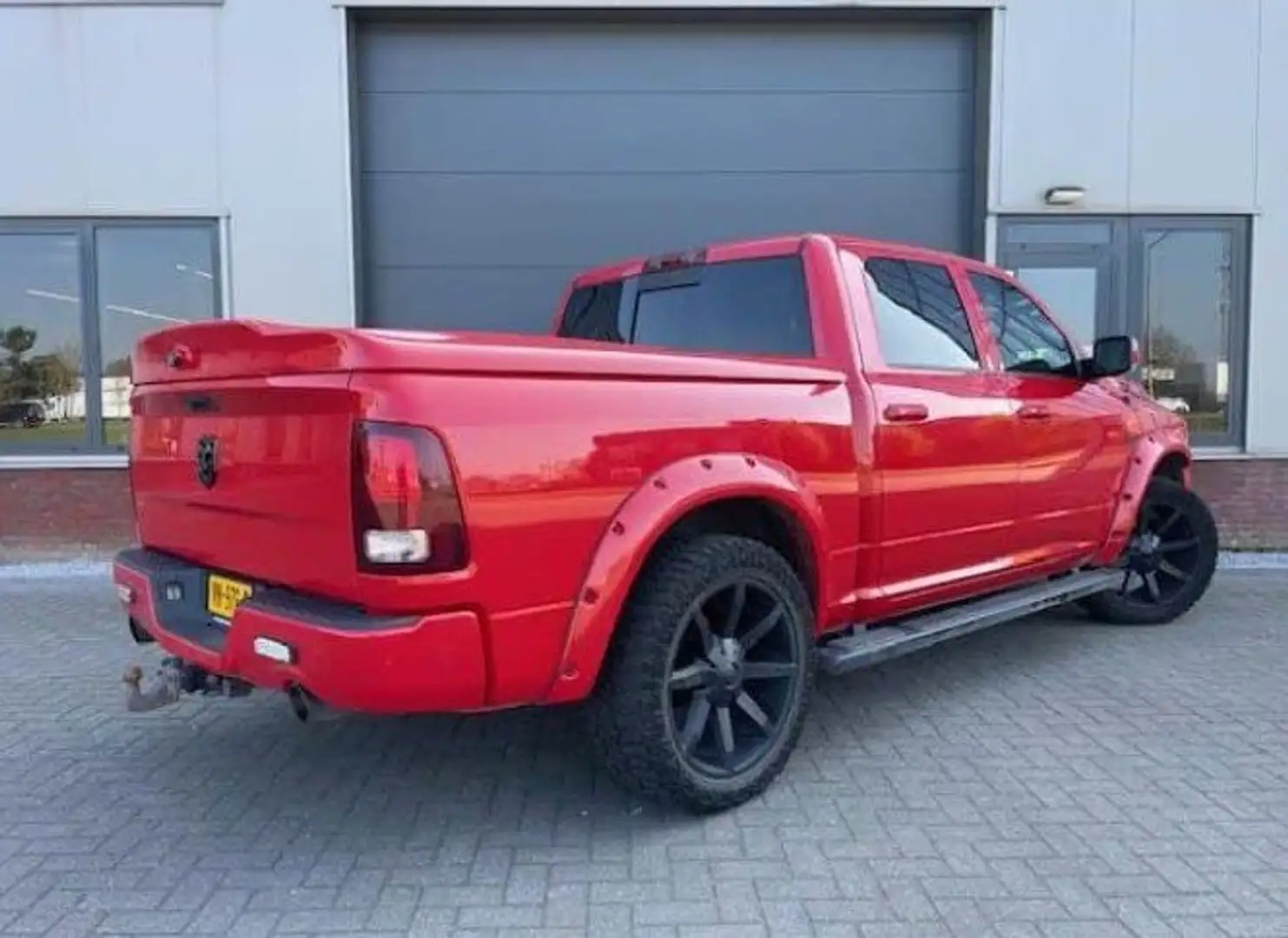 Dodge RAM RAM 5.7 V8 QC 6'4 Wide Body Red Sport Edition Rood - 2