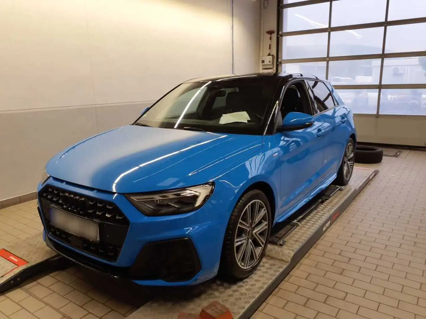 Audi A1 30 TFSI S-Line +LED+OPTIK+PDC+VIRTU Blau - 2