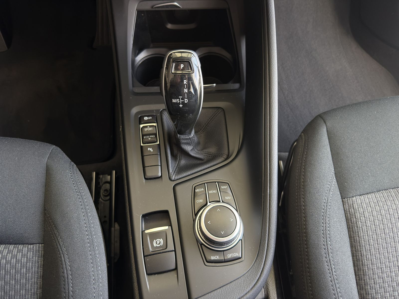 BMW X1 sDrive 20i Advantage AHK*LED*RFK*NAVI*TEMPO — photo 13