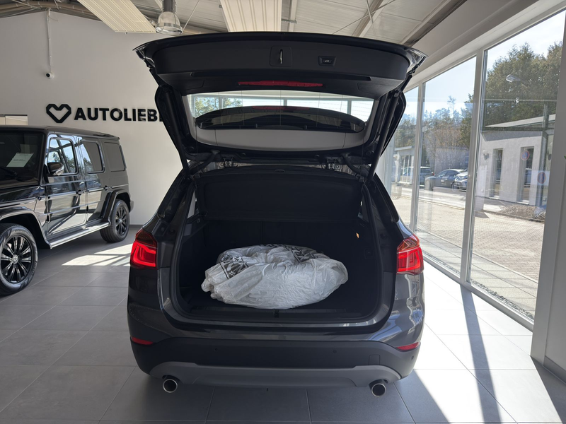 BMW X1 sDrive 20i Advantage AHK*LED*RFK*NAVI*TEMPO — photo 7