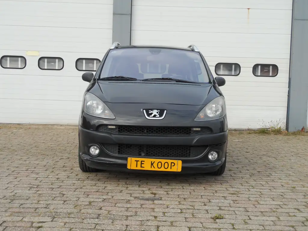 Peugeot 1007 2005 из Европы — купить под ключ