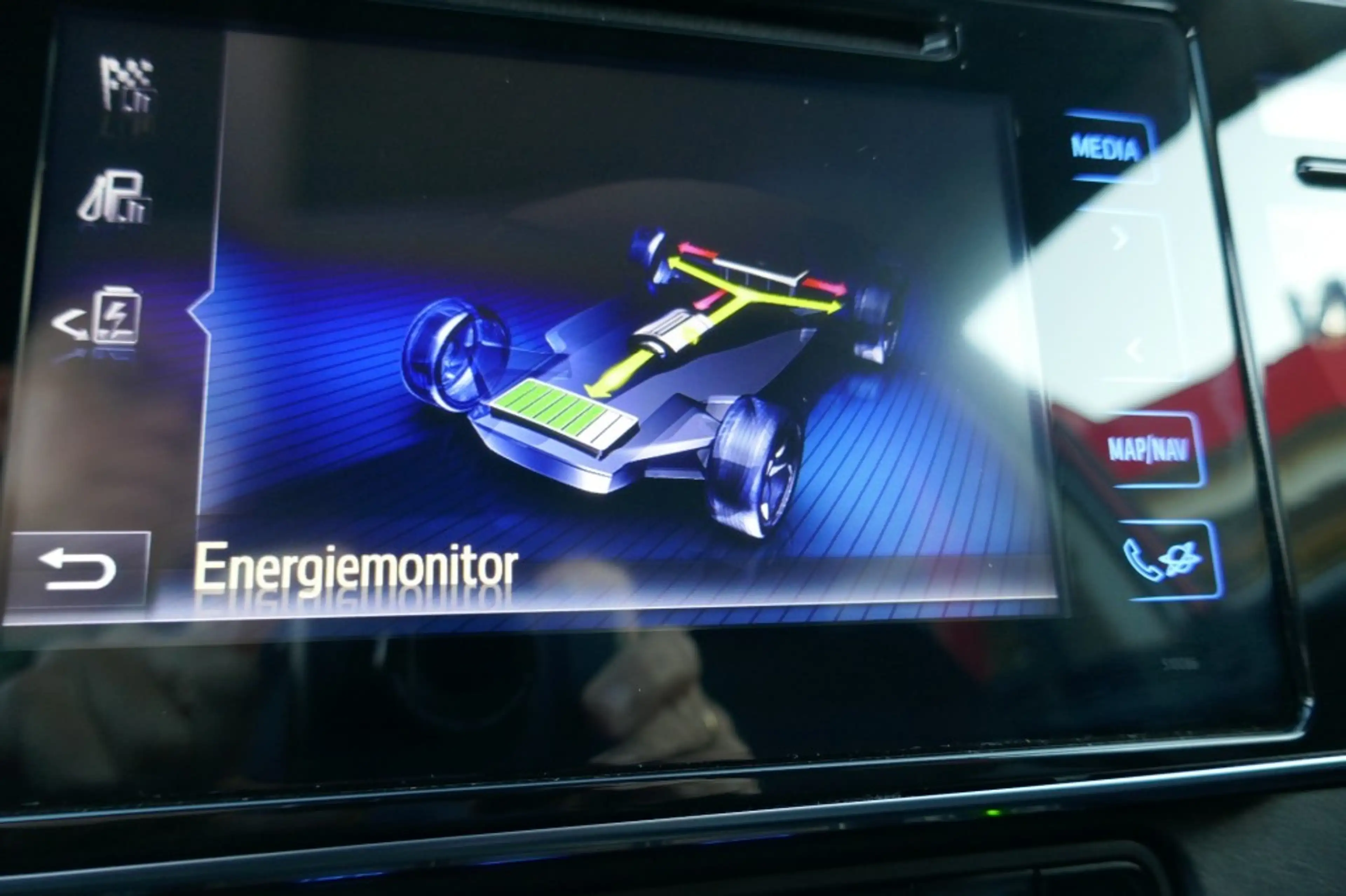 Toyota Auris 1.8 HYBRID DYNAMIC AUTOMAAT  CAMERA/PANORAMADAK/NA — photo 9