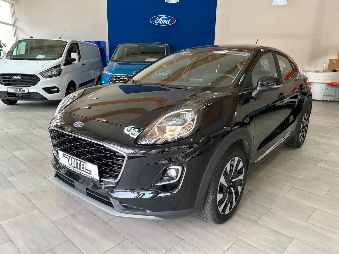 Ford Puma Titanium Schwarz - 1