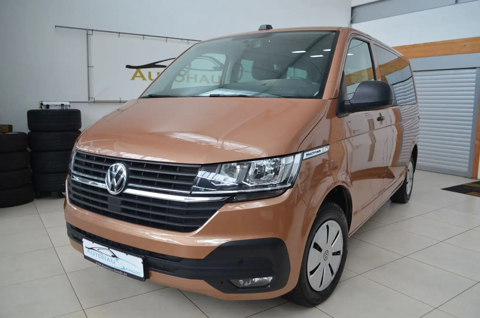 Volkswagen T6 Multivan T6.1 2.0 TDI Multivan FWD ~ 7-Sitzer ~ - 2