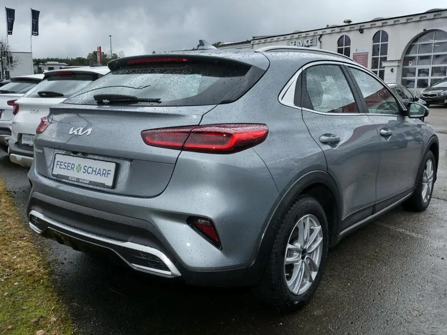 Kia XCeed 1.5T DCT7 SPIRIT XCLUSIVE Silber - 2