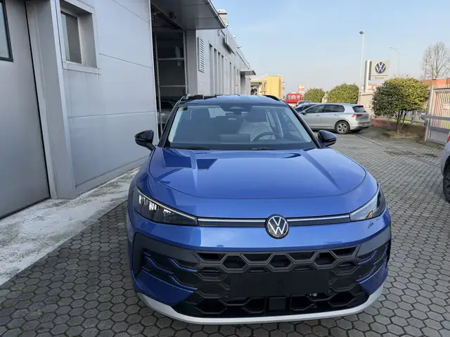 Volkswagen T-Roc 1.5eTSi 116Cv DSG Life - NUOVO-VARIE -