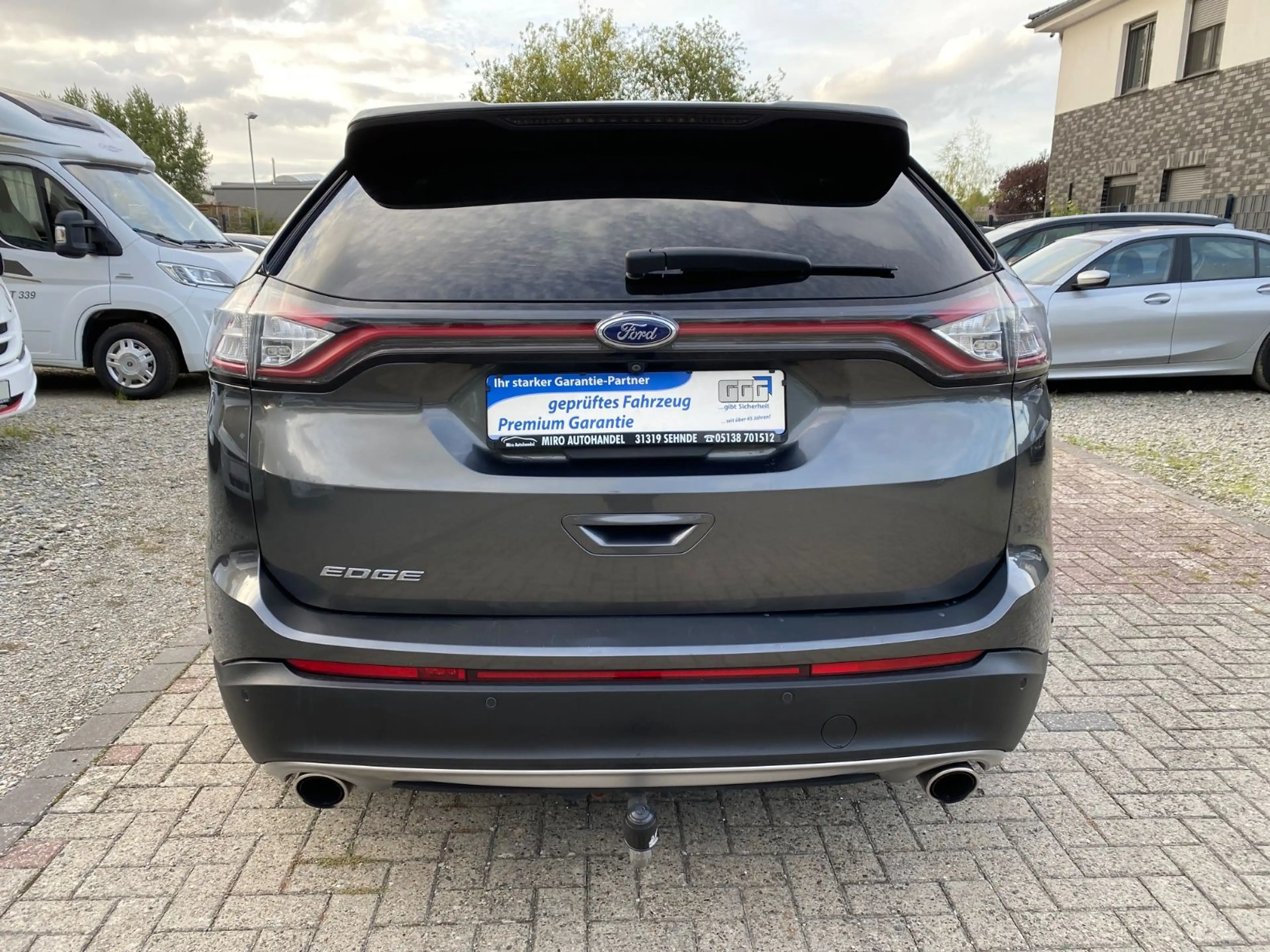 Ford Edge Titanium 4x4 — photo 8