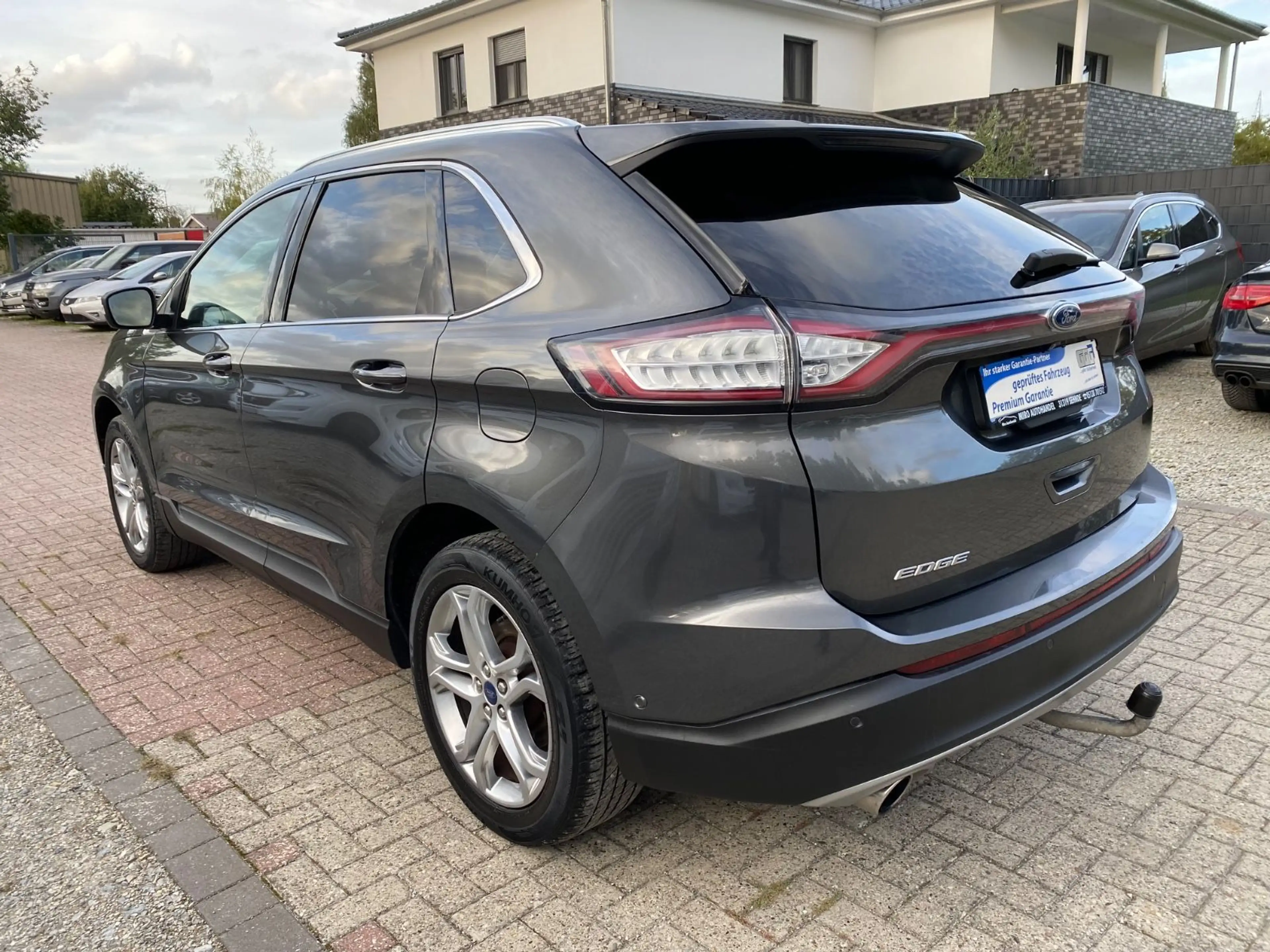 Ford Edge Titanium 4x4 — photo 5