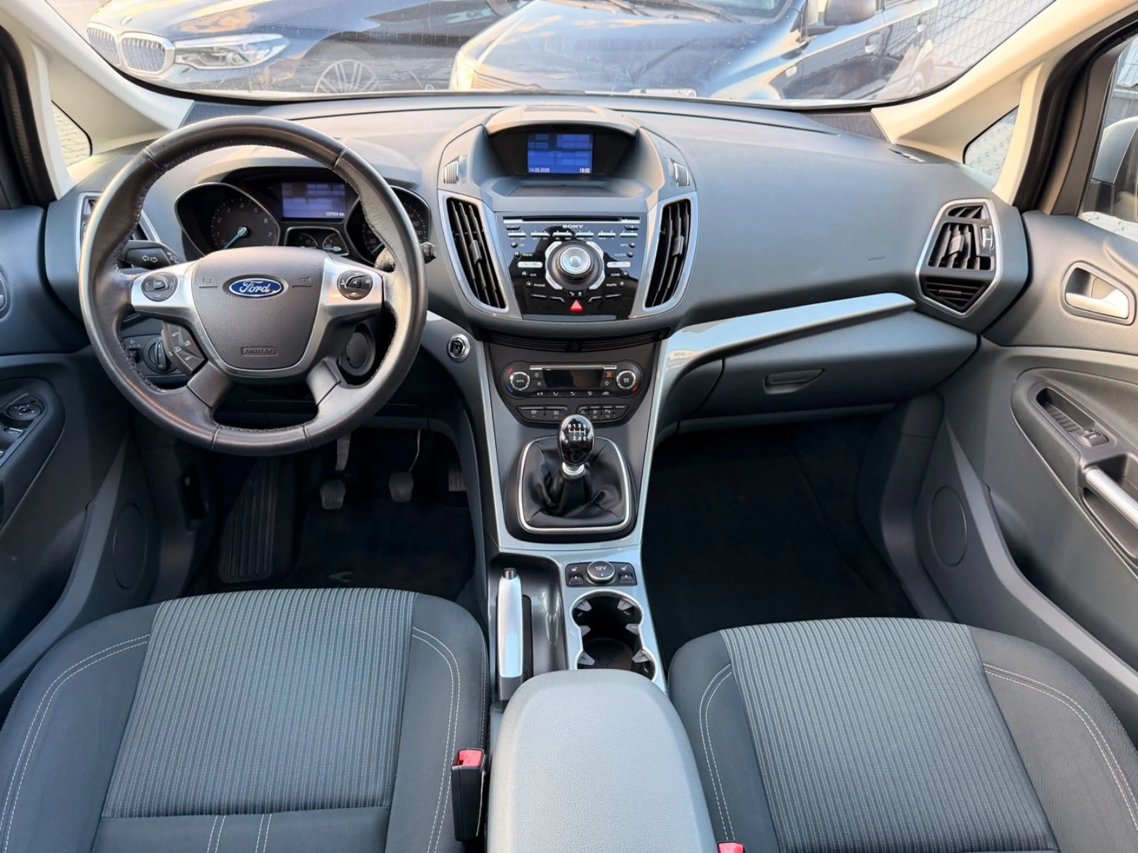 Ford C-Max Titanium PANO NAVI KAMERA KEYLESS TEMPOMAT — photo 15