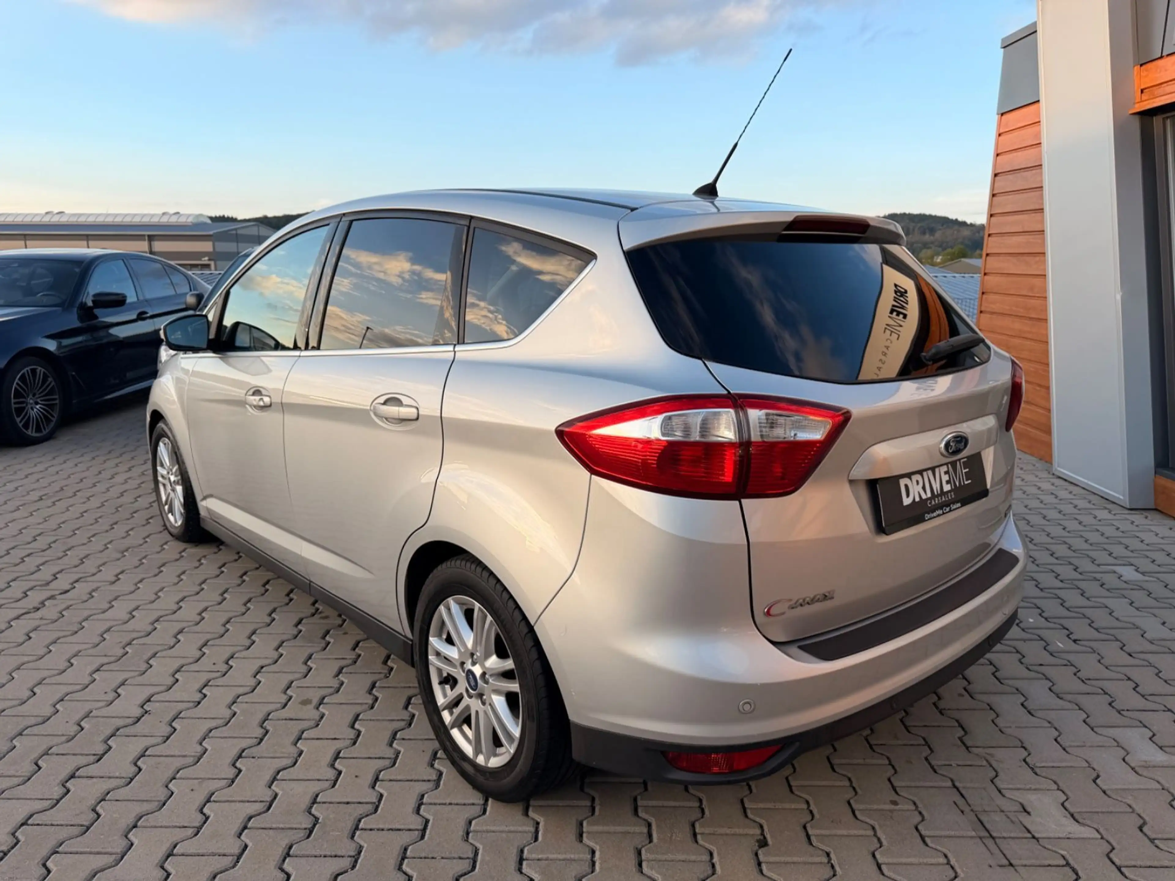 Ford C-Max Titanium PANO NAVI KAMERA KEYLESS TEMPOMAT — photo 3