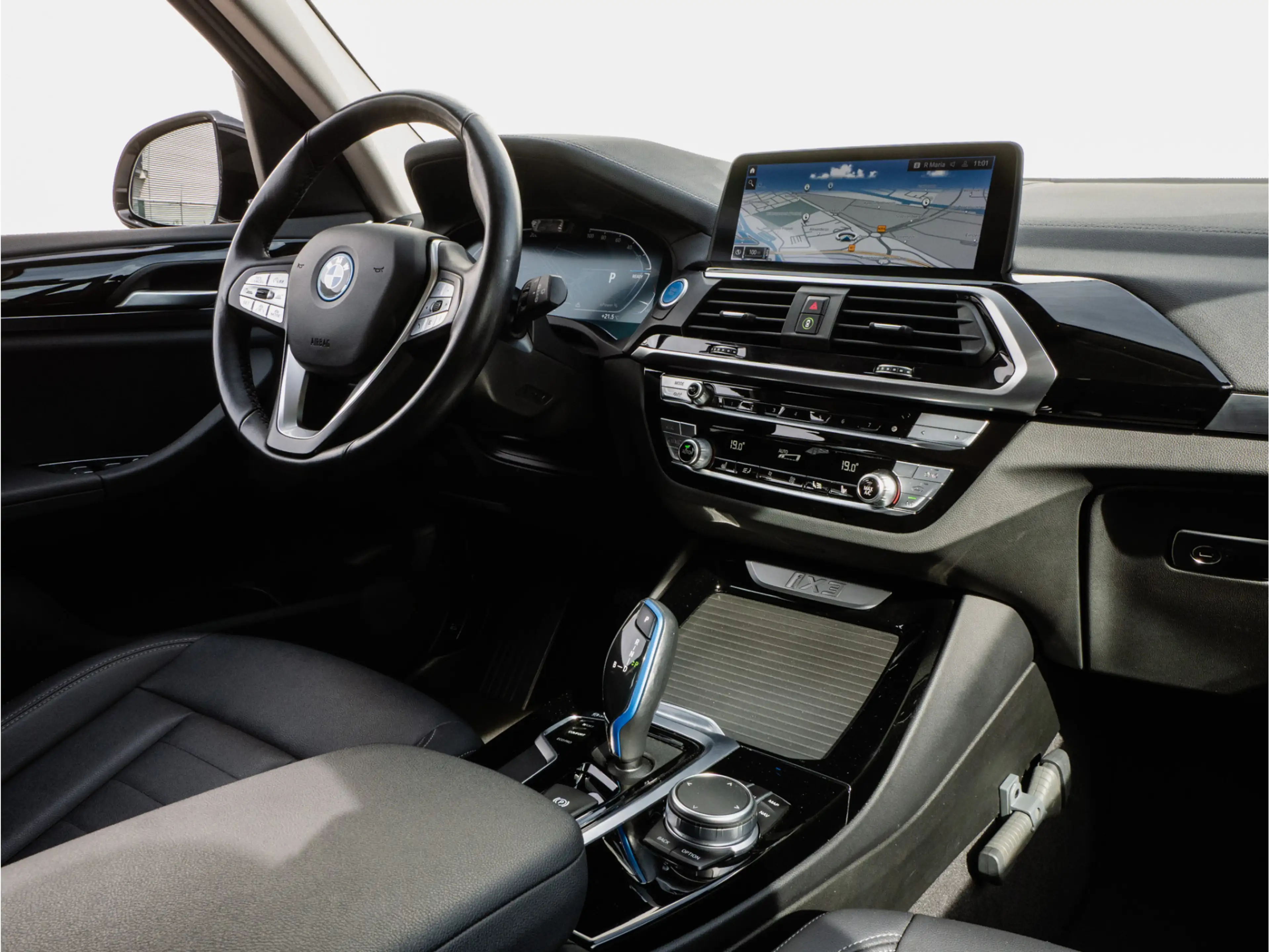 BMW iX3 Executive 80 kWh Trekhaak/ Elek. panoramadak/ Adap — photo 3