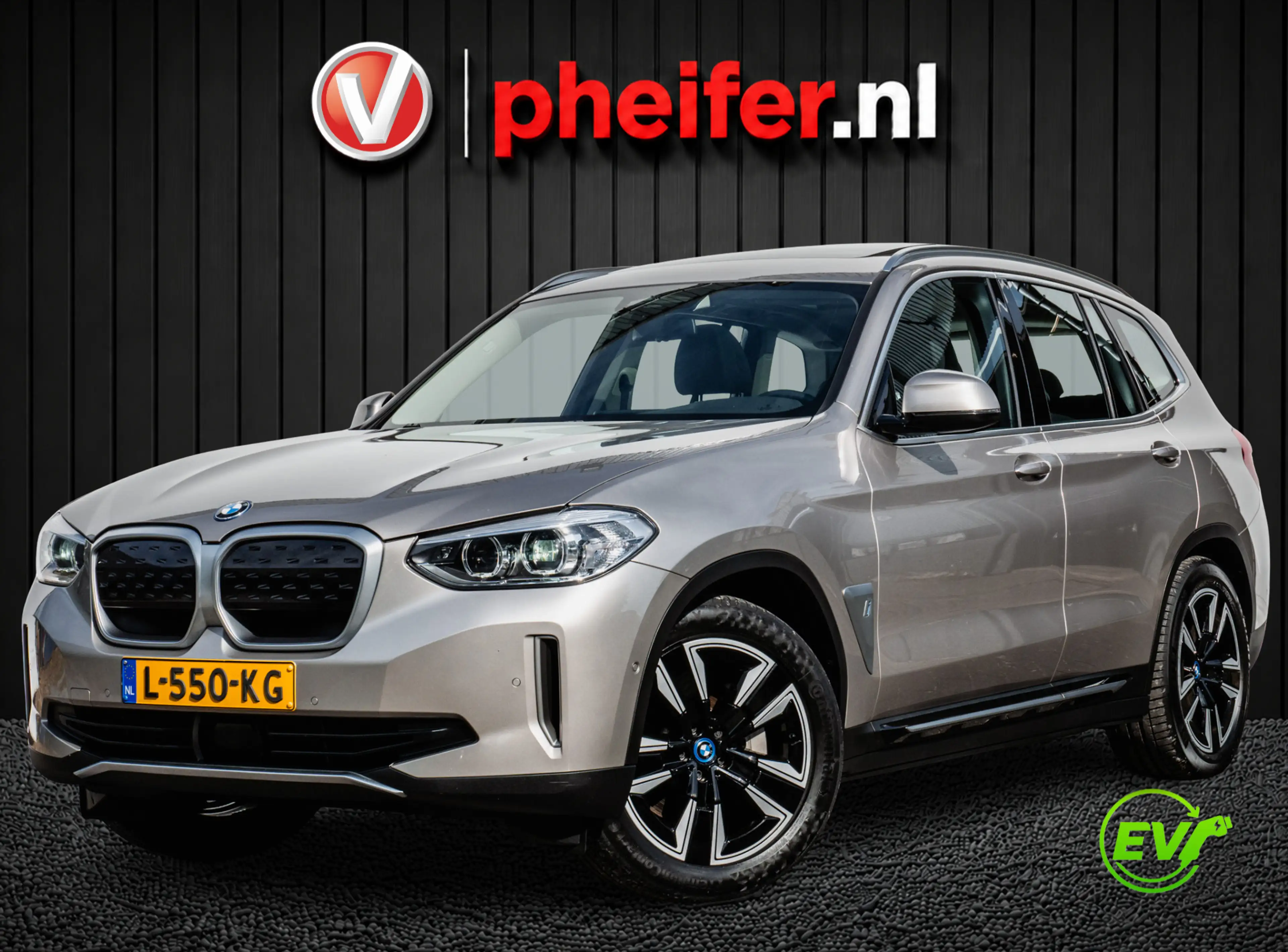 BMW iX3 Executive 80 kWh Trekhaak/ Elek. panoramadak/ Adap