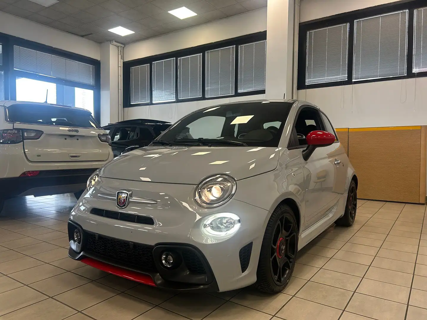 Abarth 595 2016 F 1.4 T-Jet 165cv Gris - 1