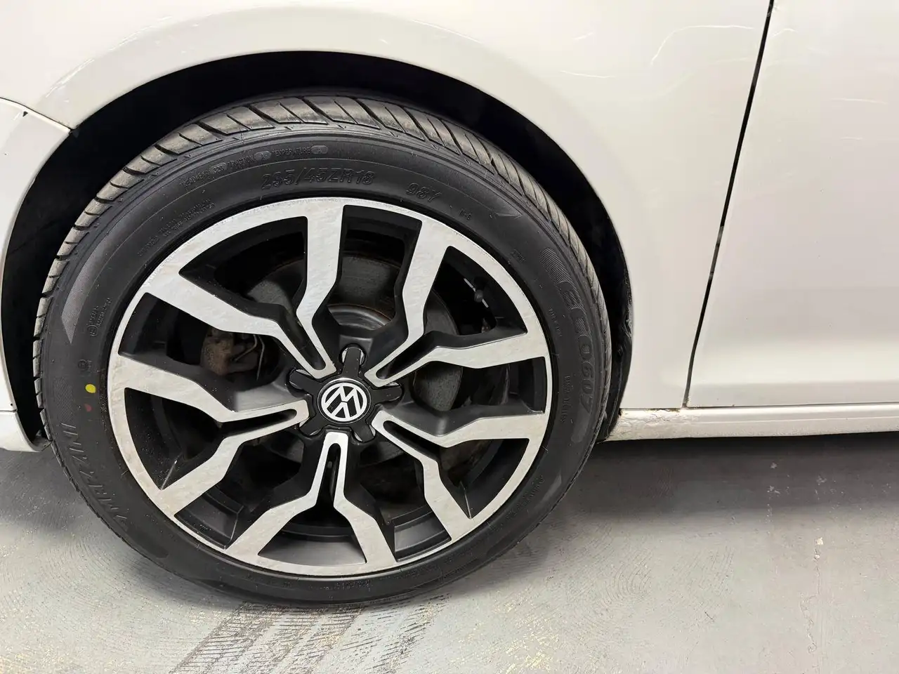 Volkswagen Jetta снимка Volkswagen Jetta