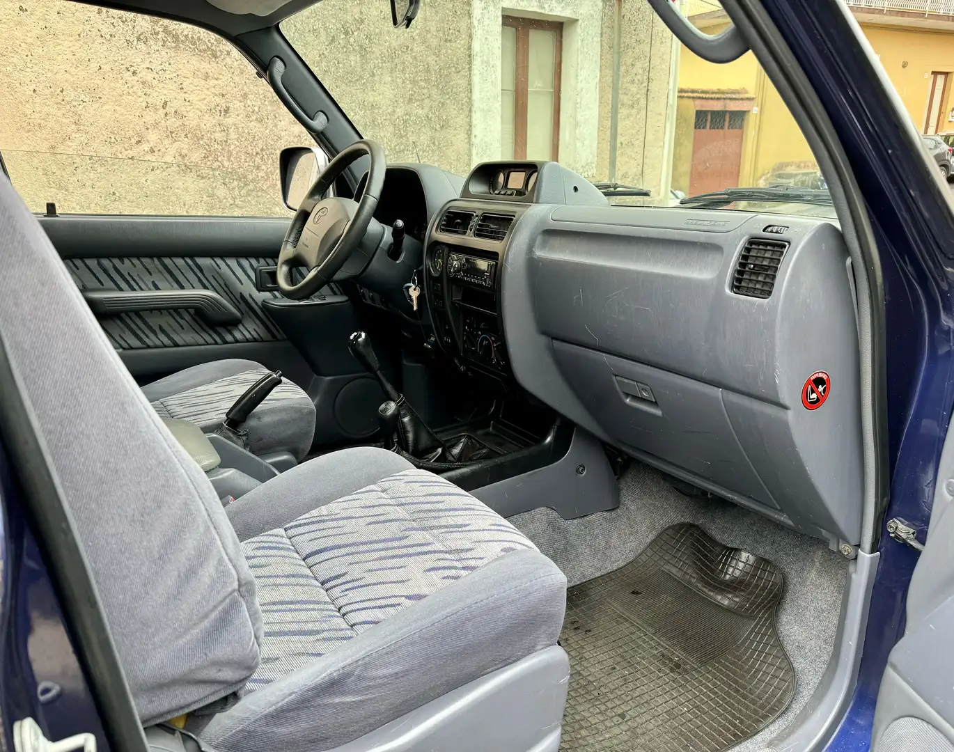 Toyota Land Cruiser kzj90 3p 3.0 Standard - 2
