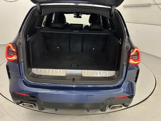 BMW X3 view 13