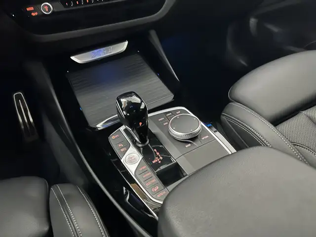 BMW X3 view 11