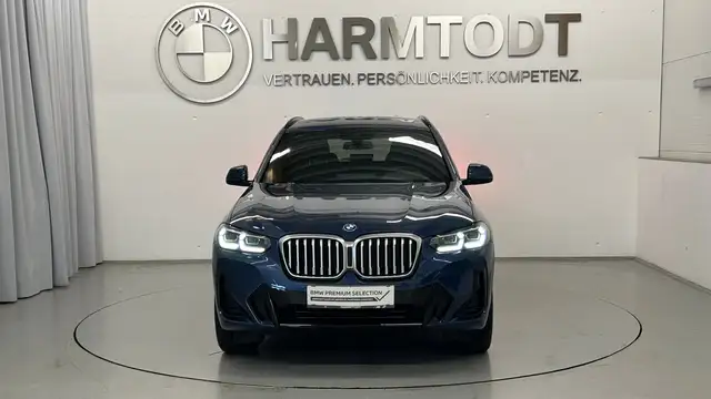 BMW X3 view 6