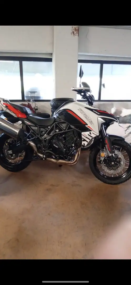 Benelli TRK 702 Bianco - 1