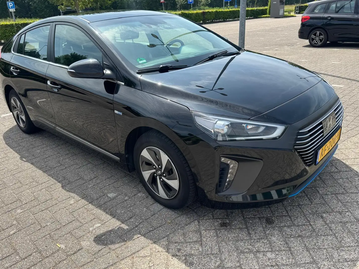 Hyundai IONIQ IONIQ 1.6 GDi Comfort Zwart - 2