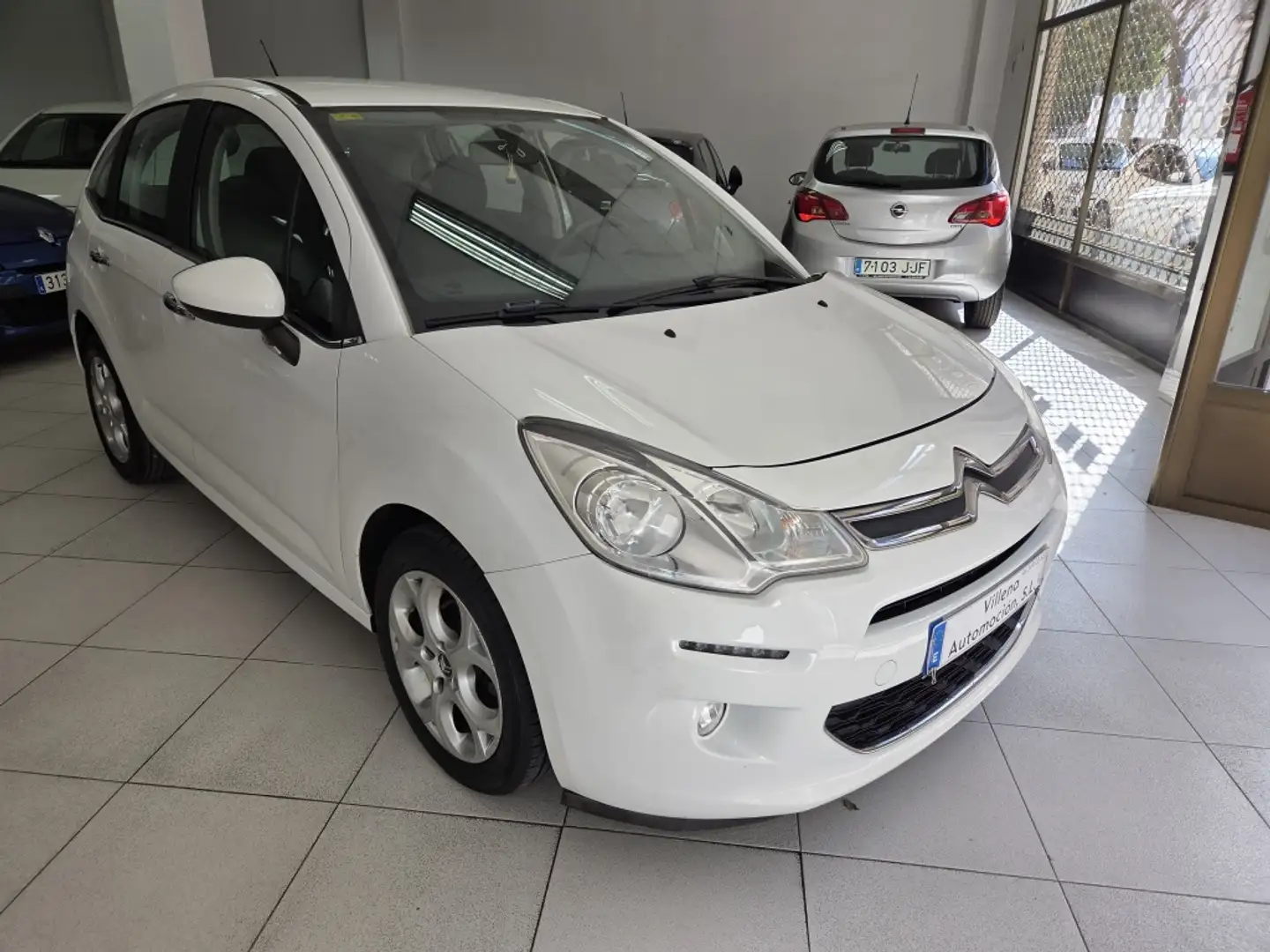 Citroen C3 1.2 PureTech Live 82 Blanco - 2