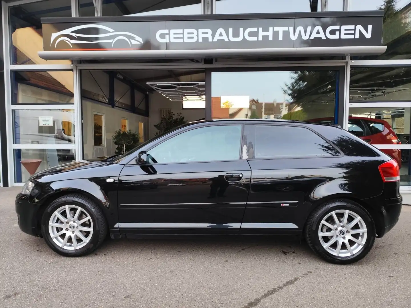 Audi A3 S-LINE, LEDER, KLIMA, TÜV + INSP + ZR NEU Schwarz - 2