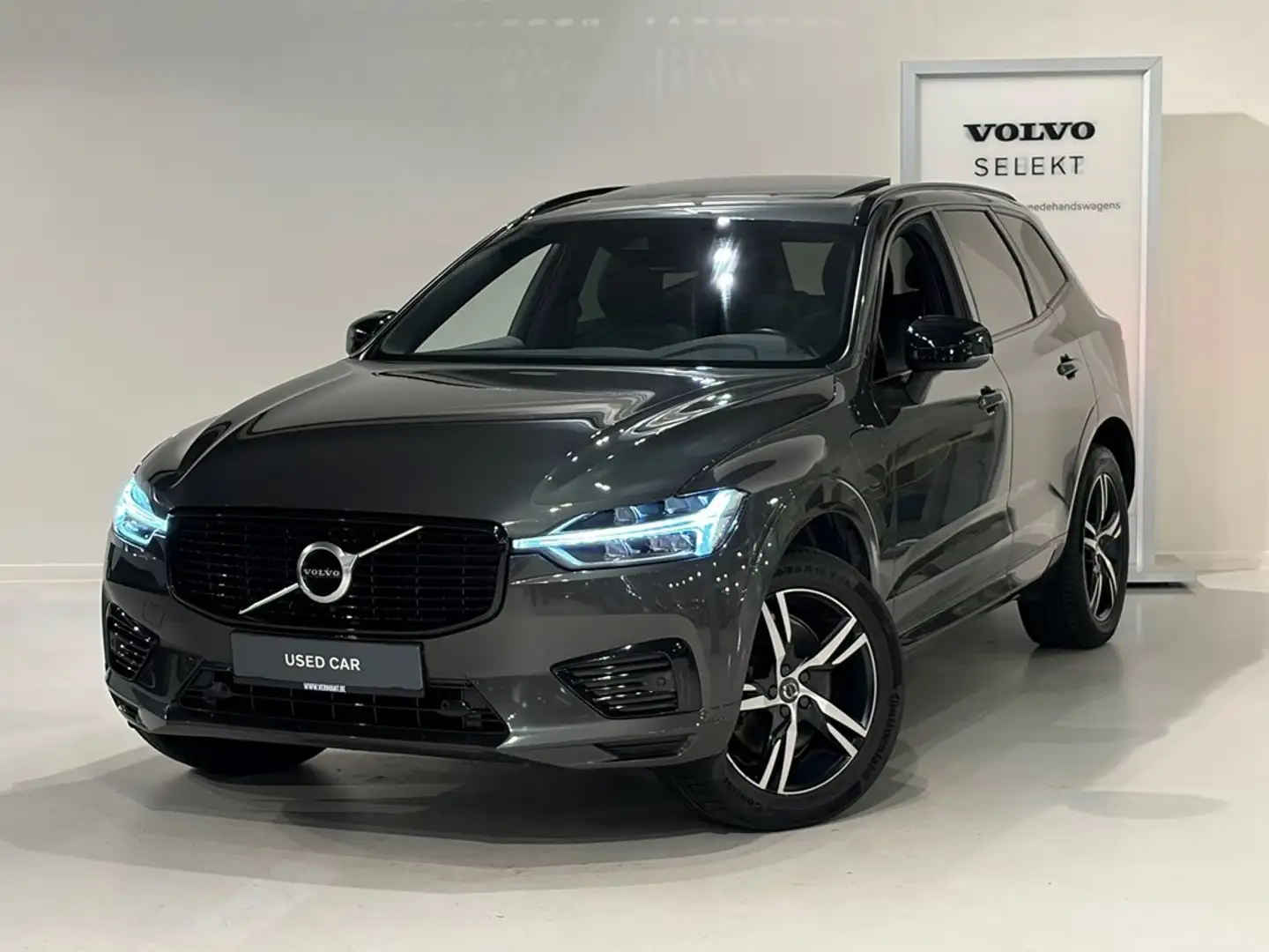 Volvo XC60 T6 R Design + electr trekhaak/Pano dak Gris - 1