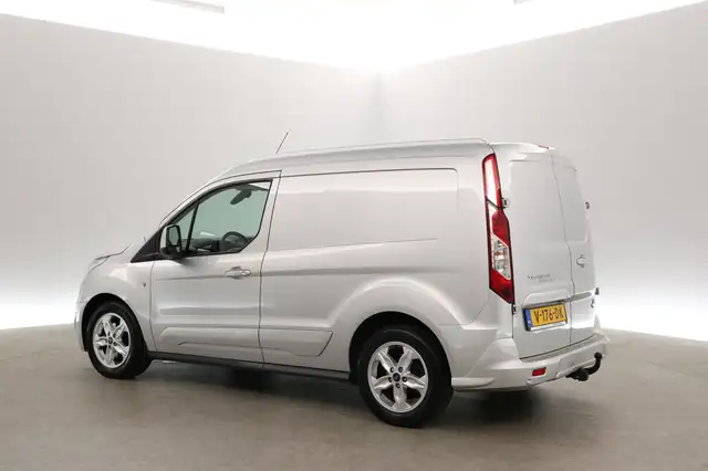 Ford Transit Connect view 4