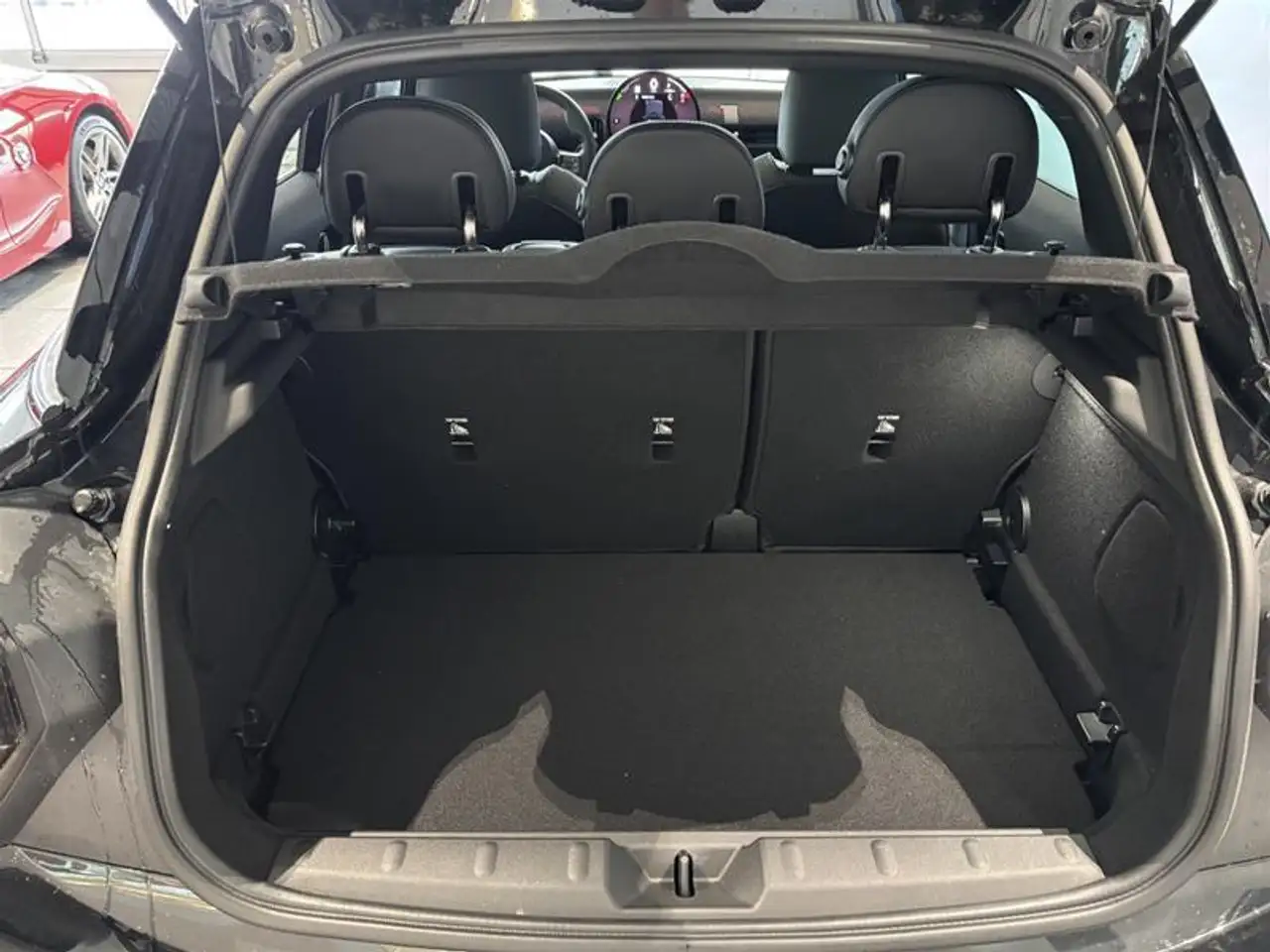 MINI 5 Door снимка MINI 5 Door