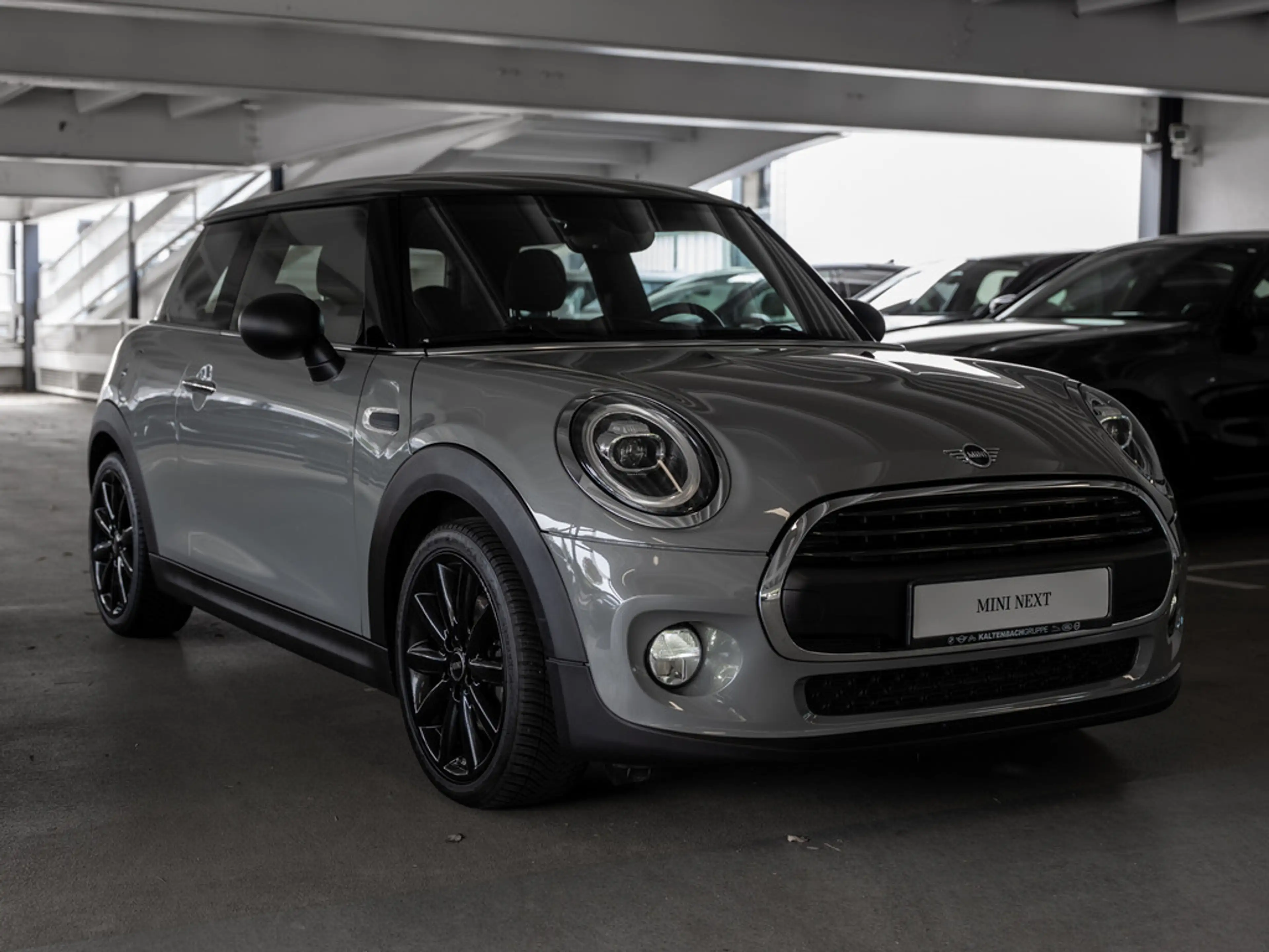 MINI One FACELIFT LED SCHEINWERFER SHZ PDC KLIMA — photo 5