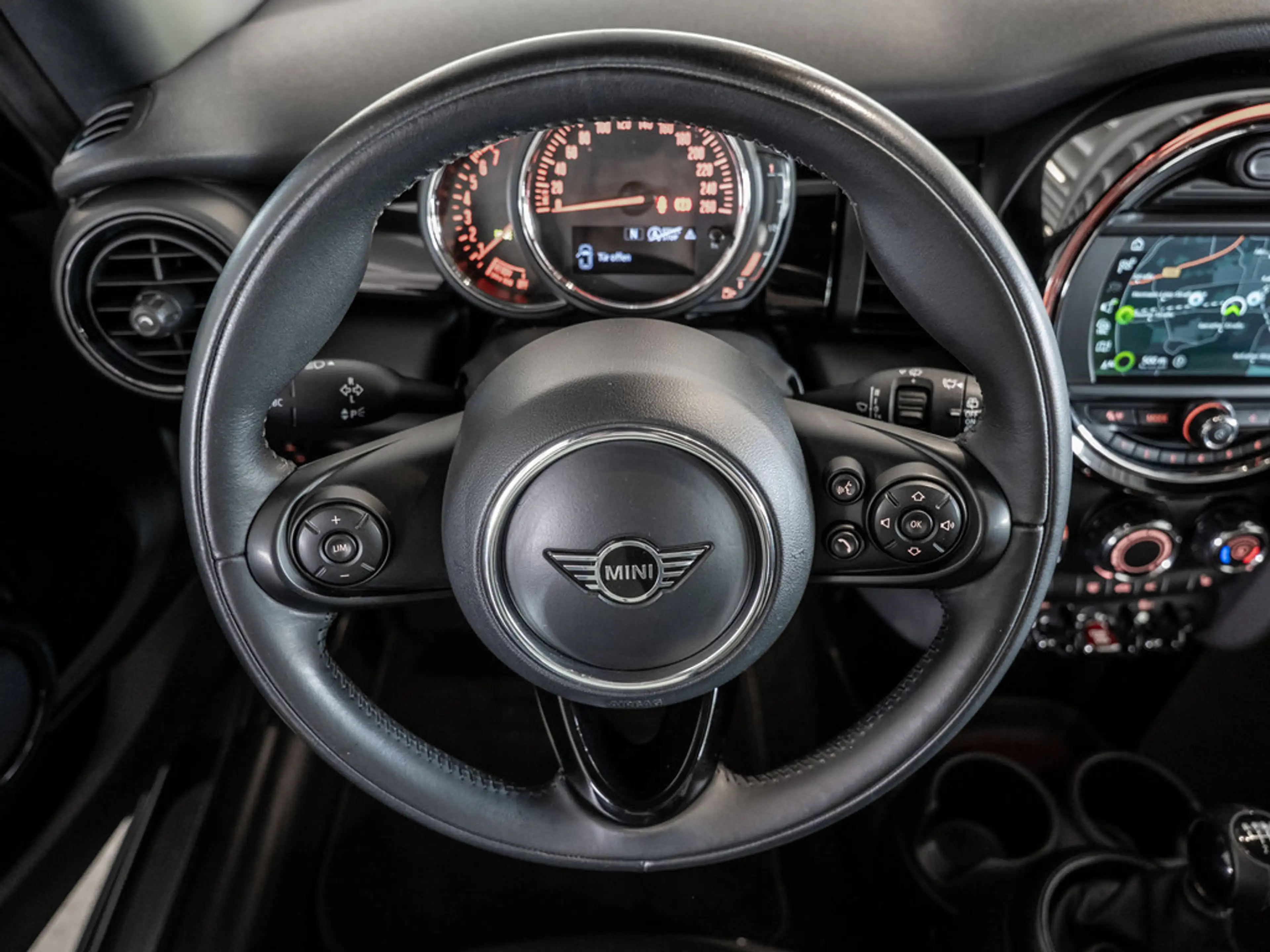 MINI One FACELIFT LED SCHEINWERFER SHZ PDC KLIMA — photo 14