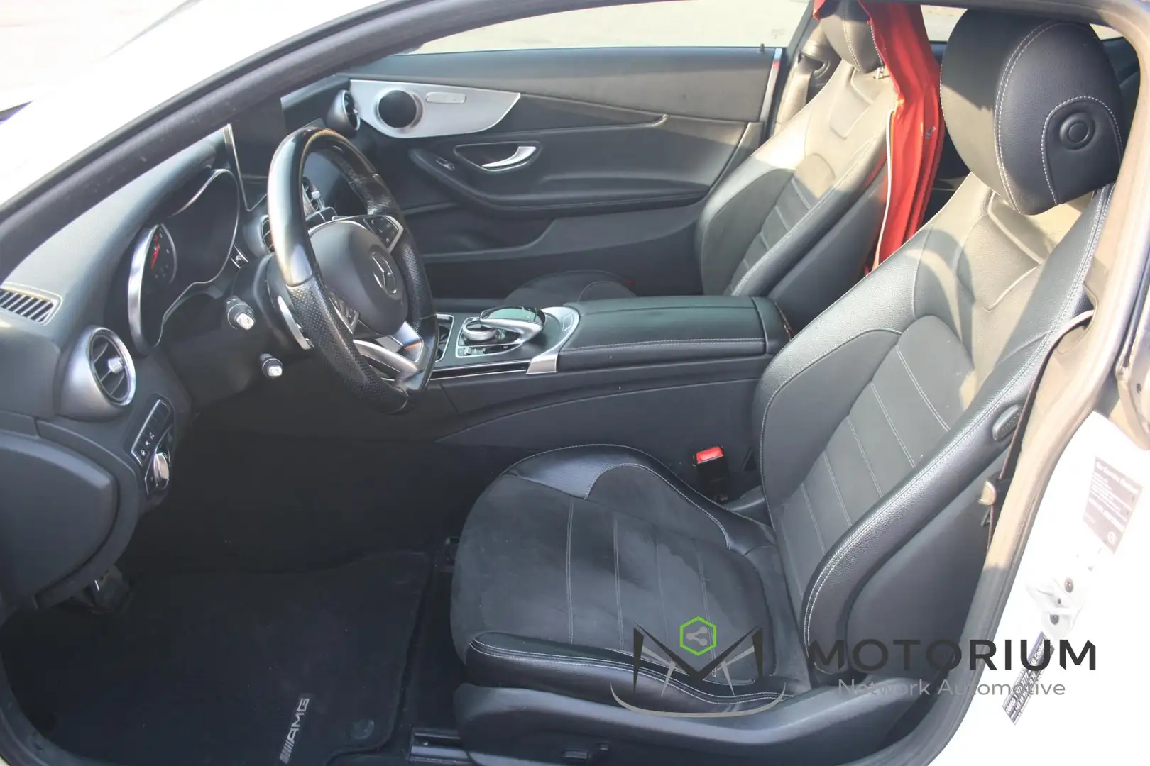 Mercedes-Benz C 250 204CV 9G-TRONIC PREMIUM PLUS Bianco - 2