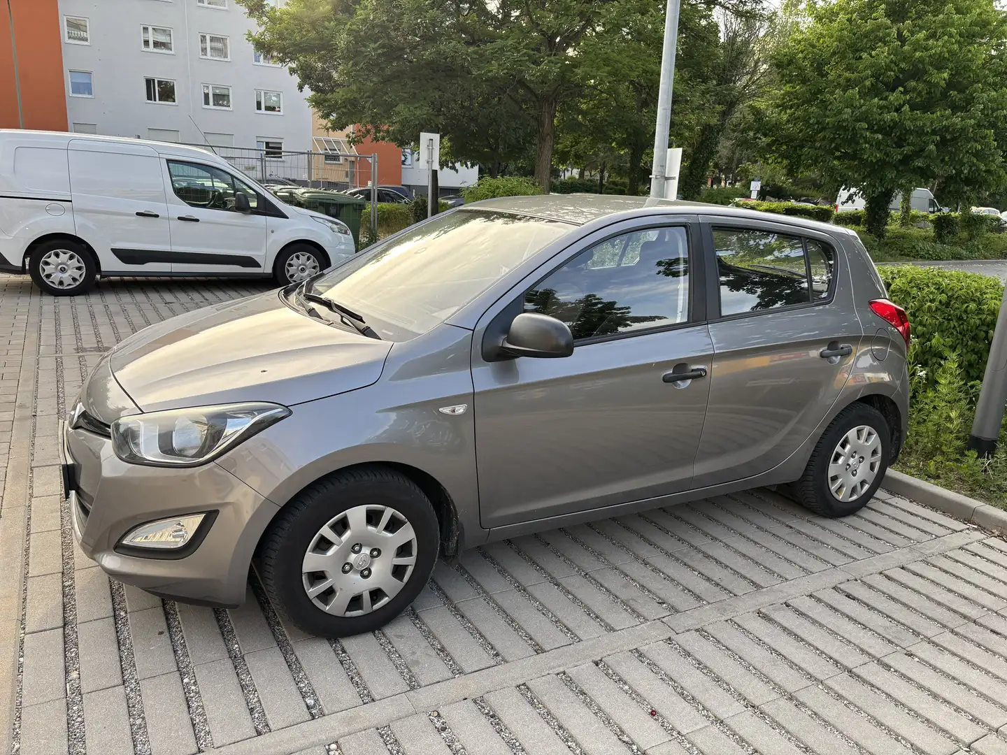 Hyundai i20 Classic Šedá - 2