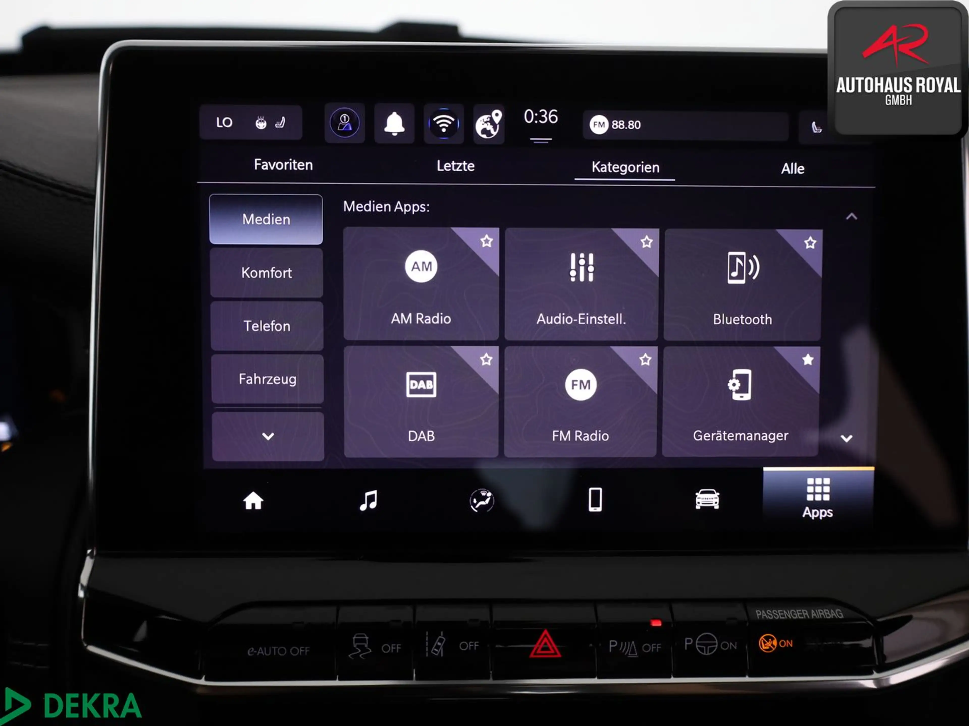 Jeep Compass 1.5 GSE e-Hybrid ALTITUDE 360°,ACC,1.HD — photo 18